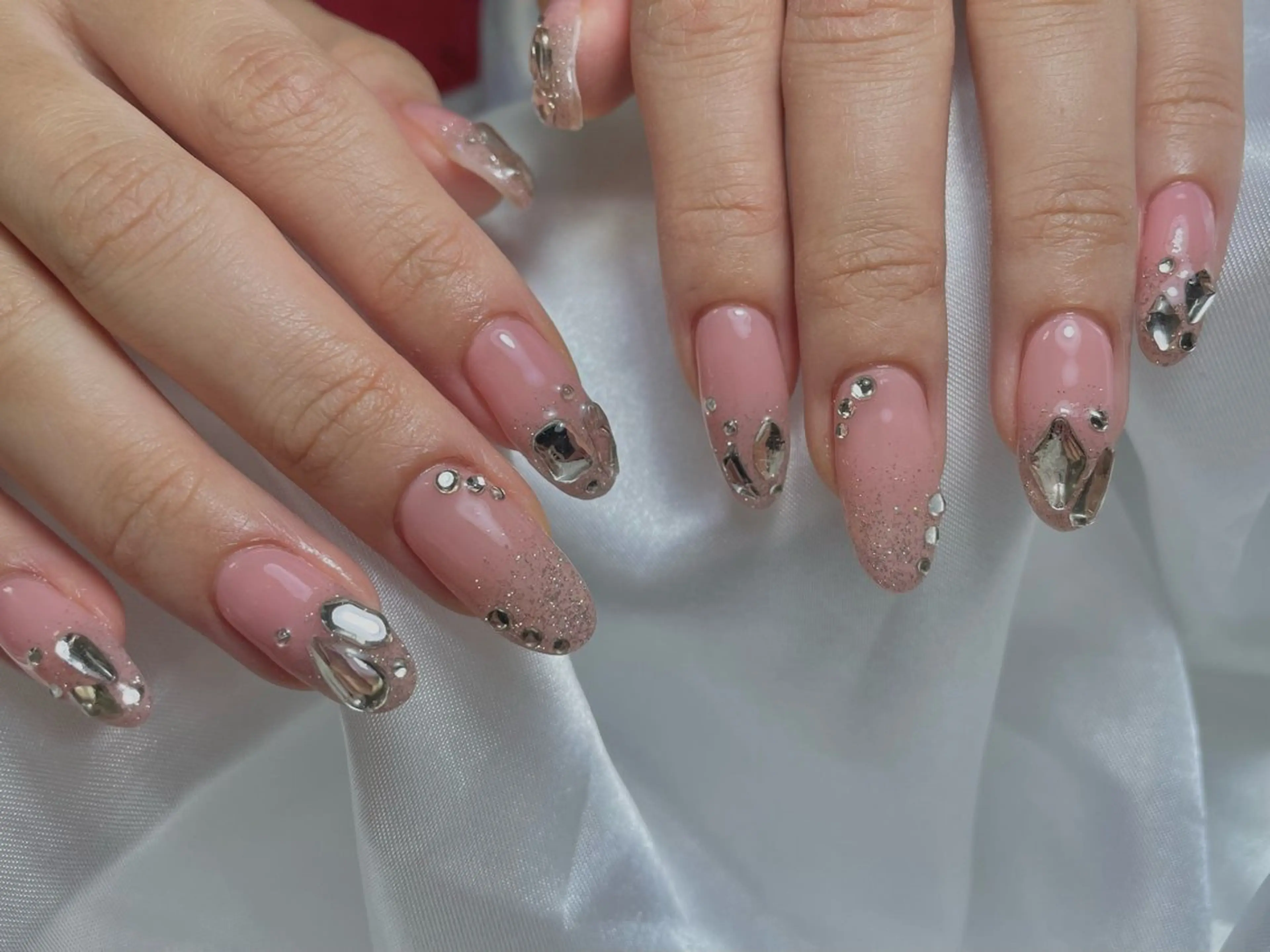 ネイル 持ち込み ハンドネイル alma (アルマ)のネイルデザイン