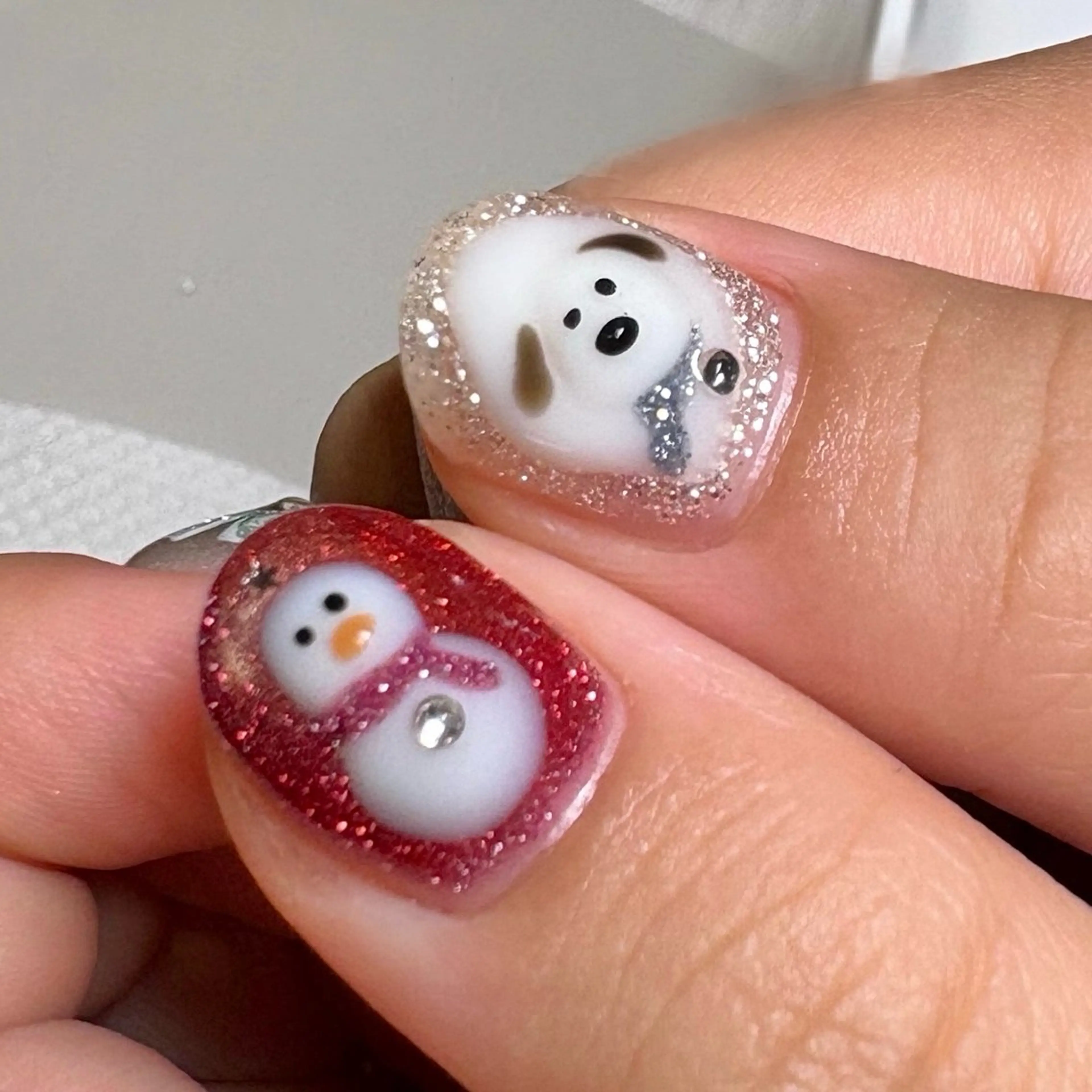 ネイル フラッシュネイル ニュアンスネイル 冬ネイル クリスマス ハンドネイル amuse 手書きニュアンスのネイルデザイン