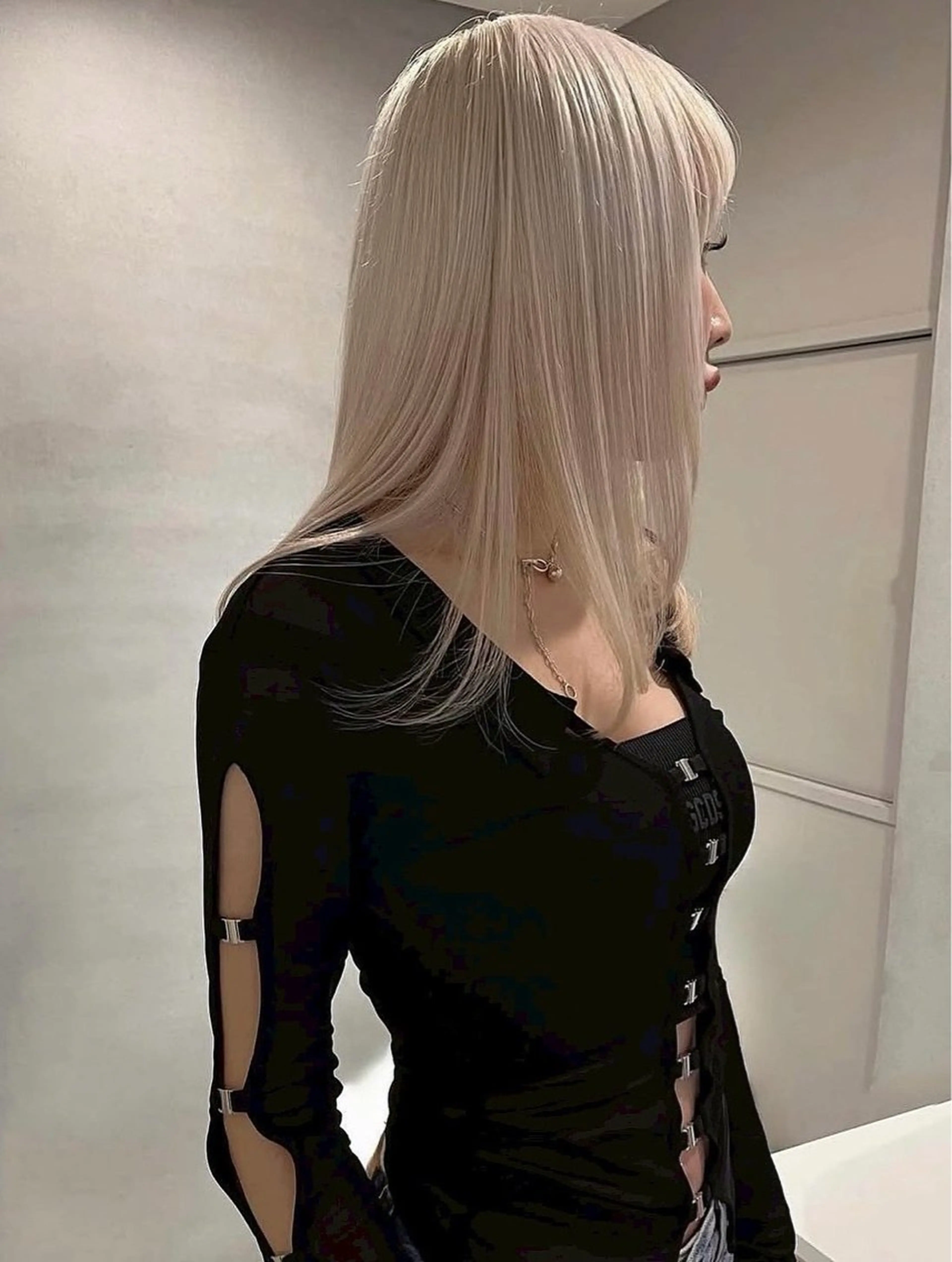 ロング PELE yuraのヘアスタイル