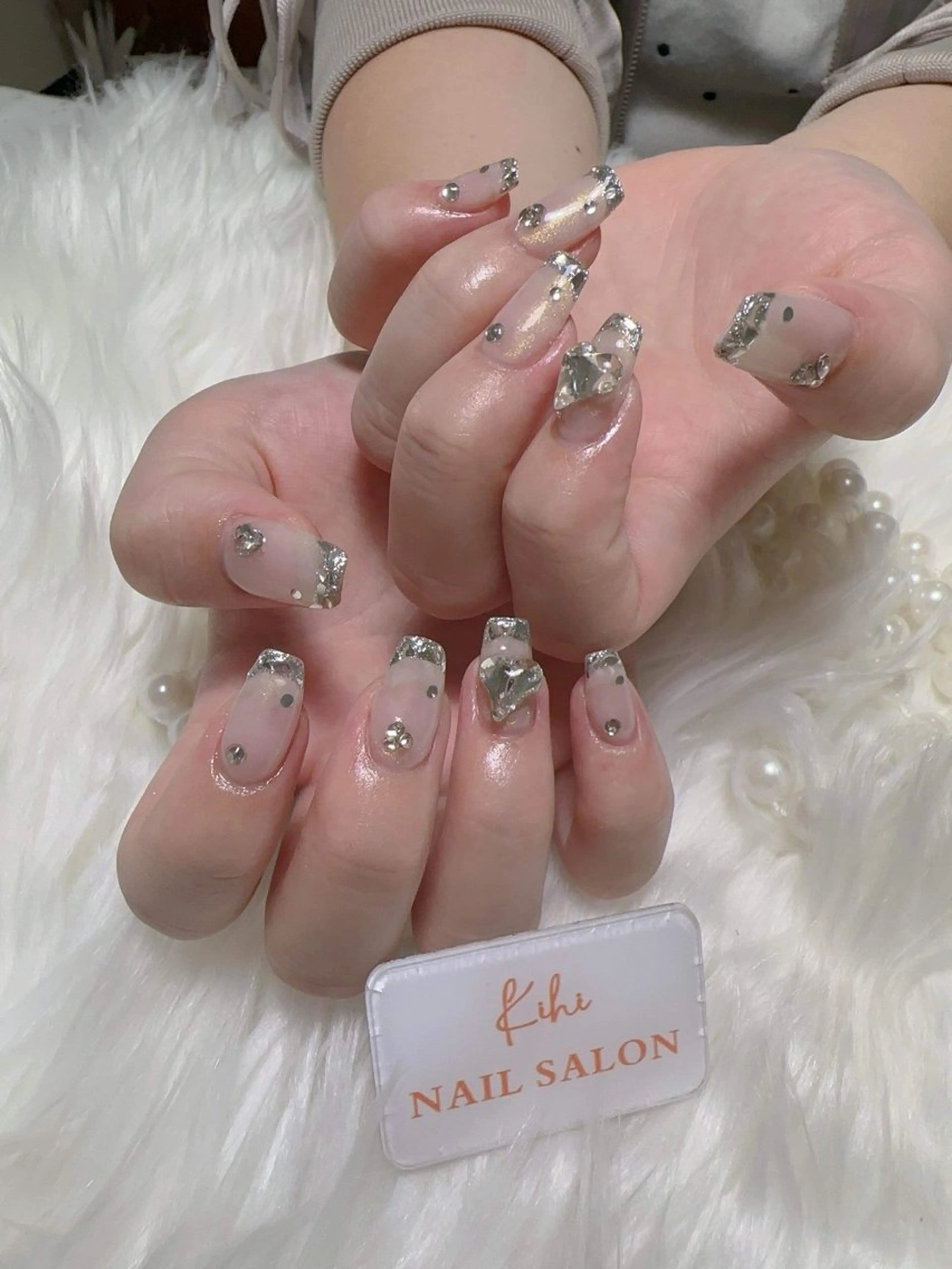 ネイル アートネイル フレンチネイル ジェルネイル グラデーション 韓国ネイル ハンドネイル 💕鈴木ユリ パラジェル/オフ無料のネイルデザイン