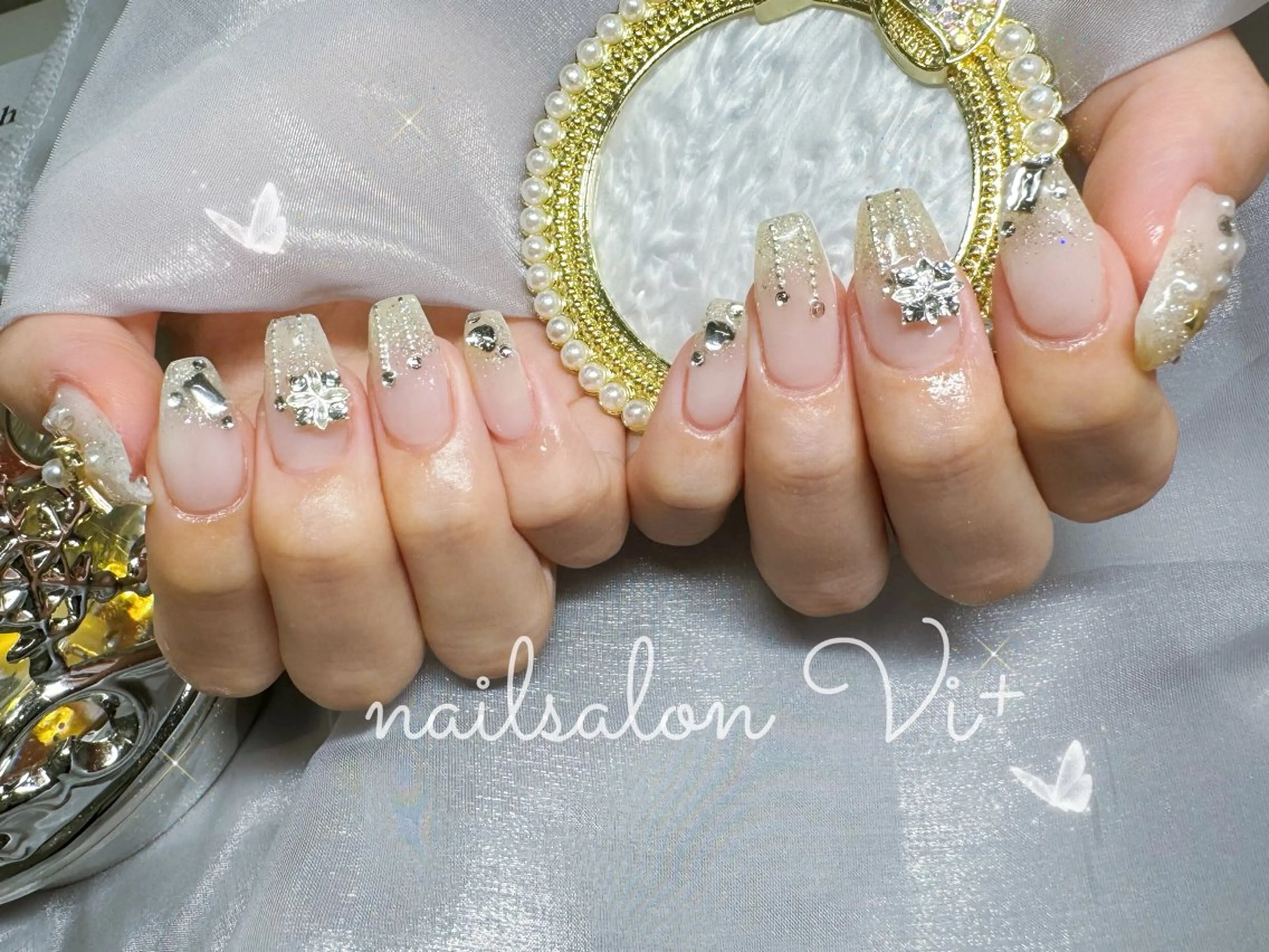 ネイル ✨Nailsalon Vi+✨のネイルデザイン