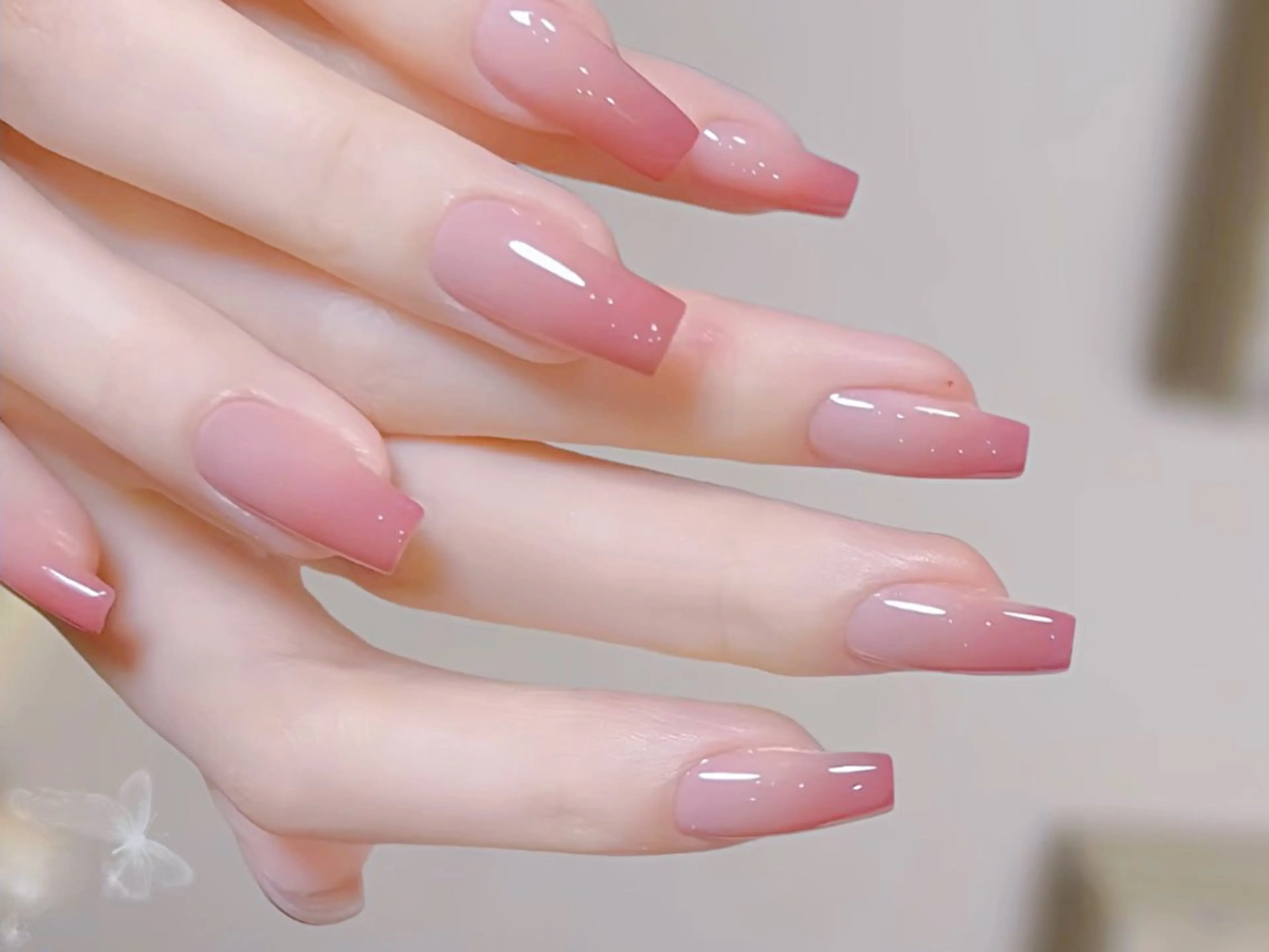 ネイル オーロラネイル チークネイル 長さ出し フットネイル フレンチネイル AND Nail 長さだし専門新宿店のネイルデザイン