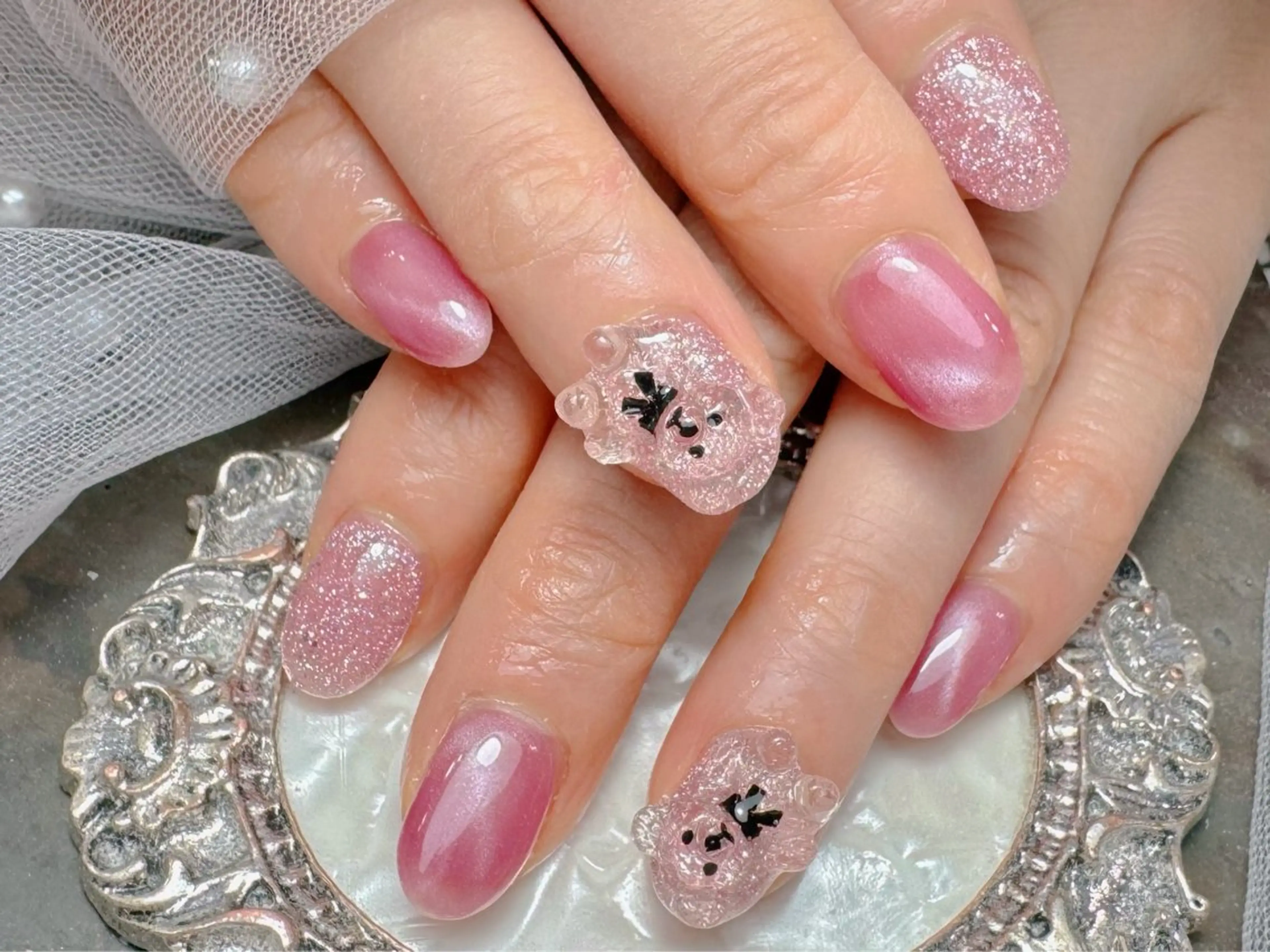 ネイル ハンドネイル マジックミラー所属・マジック ミラーのネイルデザイン