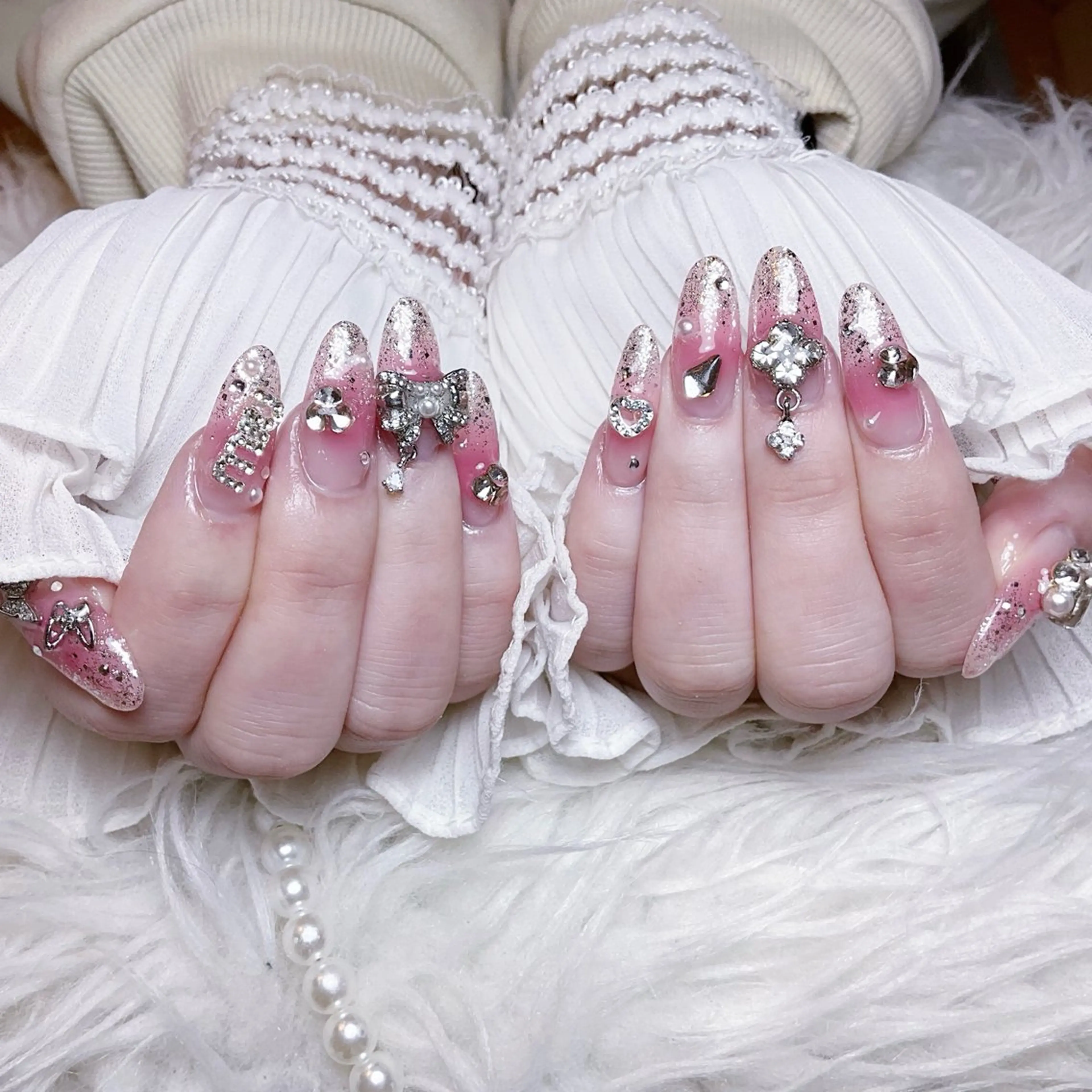 ネイル ハンドネイル 🌈Yun nail hyejin💋のネイルデザイン