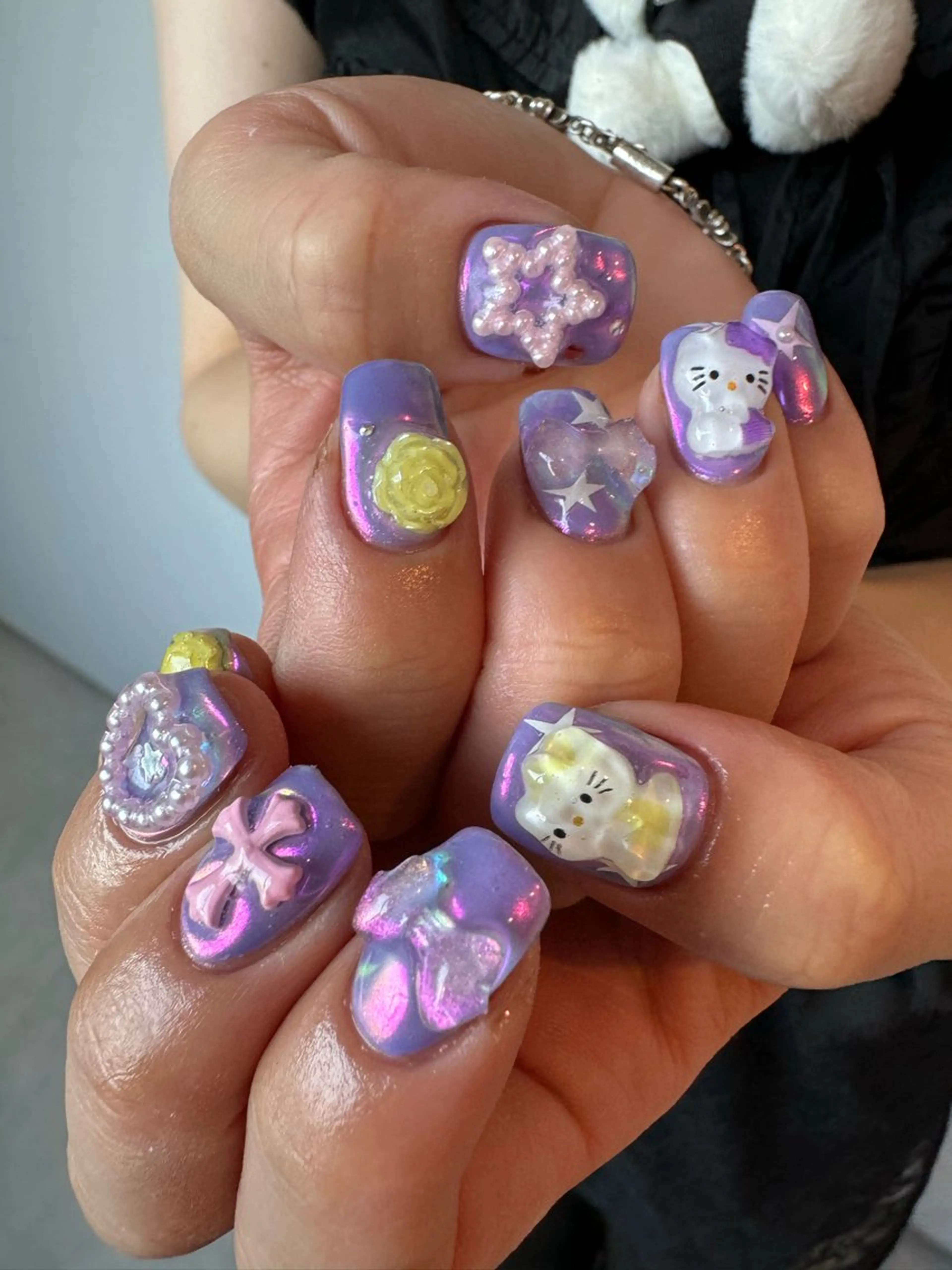 ネイル オーロラネイル ミラーネイル AOI✩⡱ y2kネイルのネイルデザイン