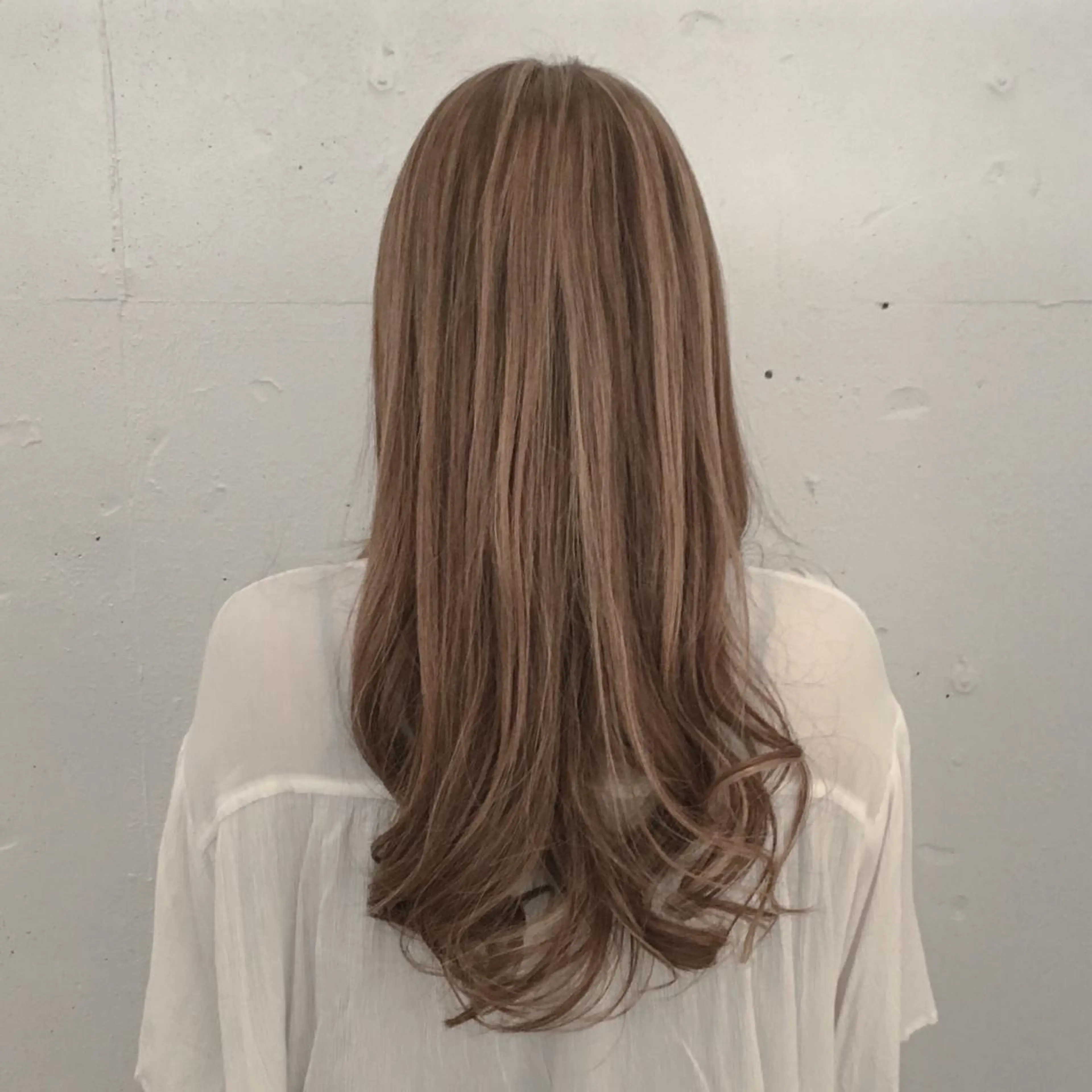 ロング カラー ヘアカラー トミタ アツシのヘアスタイル