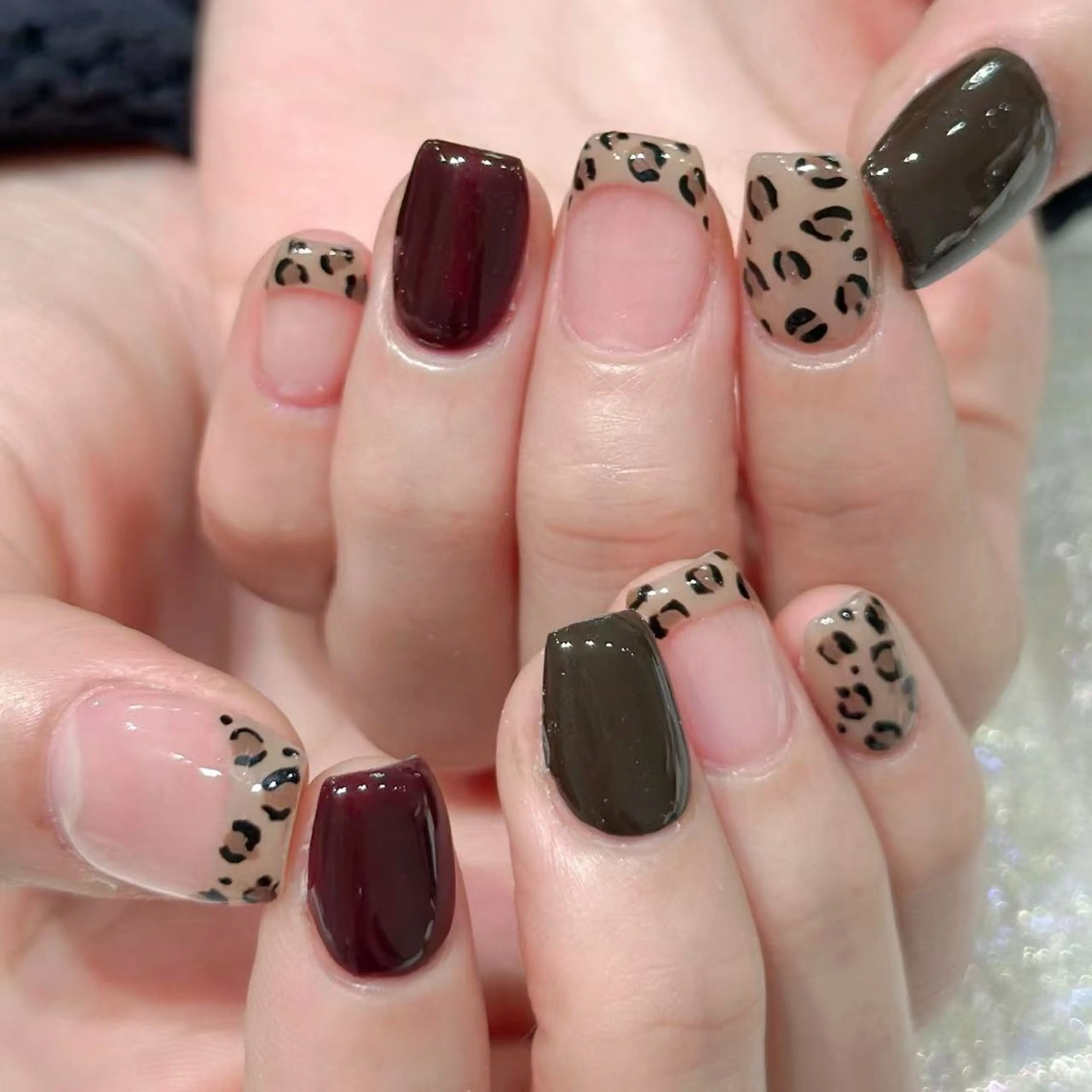 ネイル ハンドネイル Queens 榊 まおのネイルデザイン