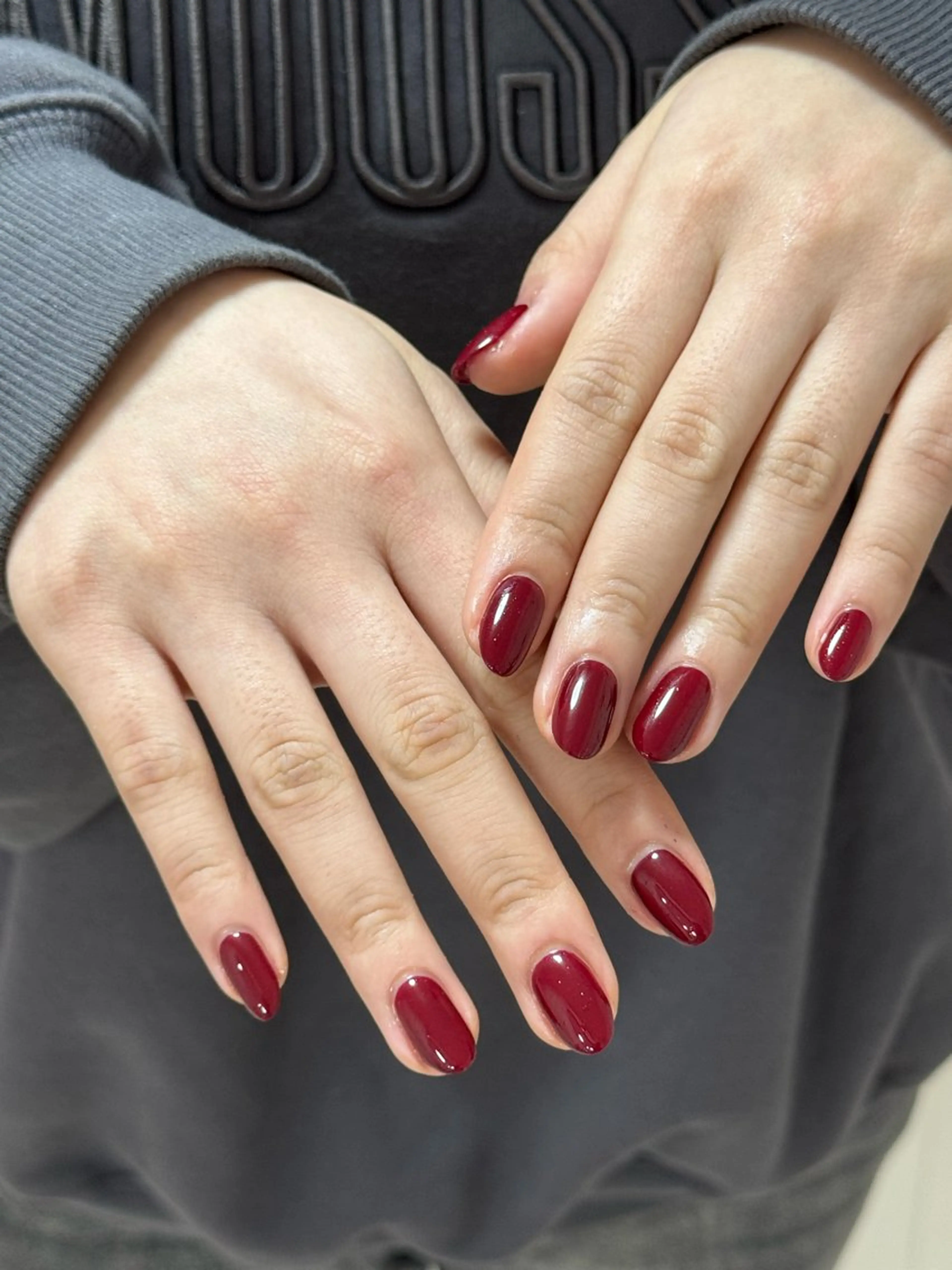 ネイル フレンチネイル グラデーション キラキラネイル 韓国ネイル マグネットネイル ハンドネイル 🎀🎀YooLi Nail Salonのネイルデザイン