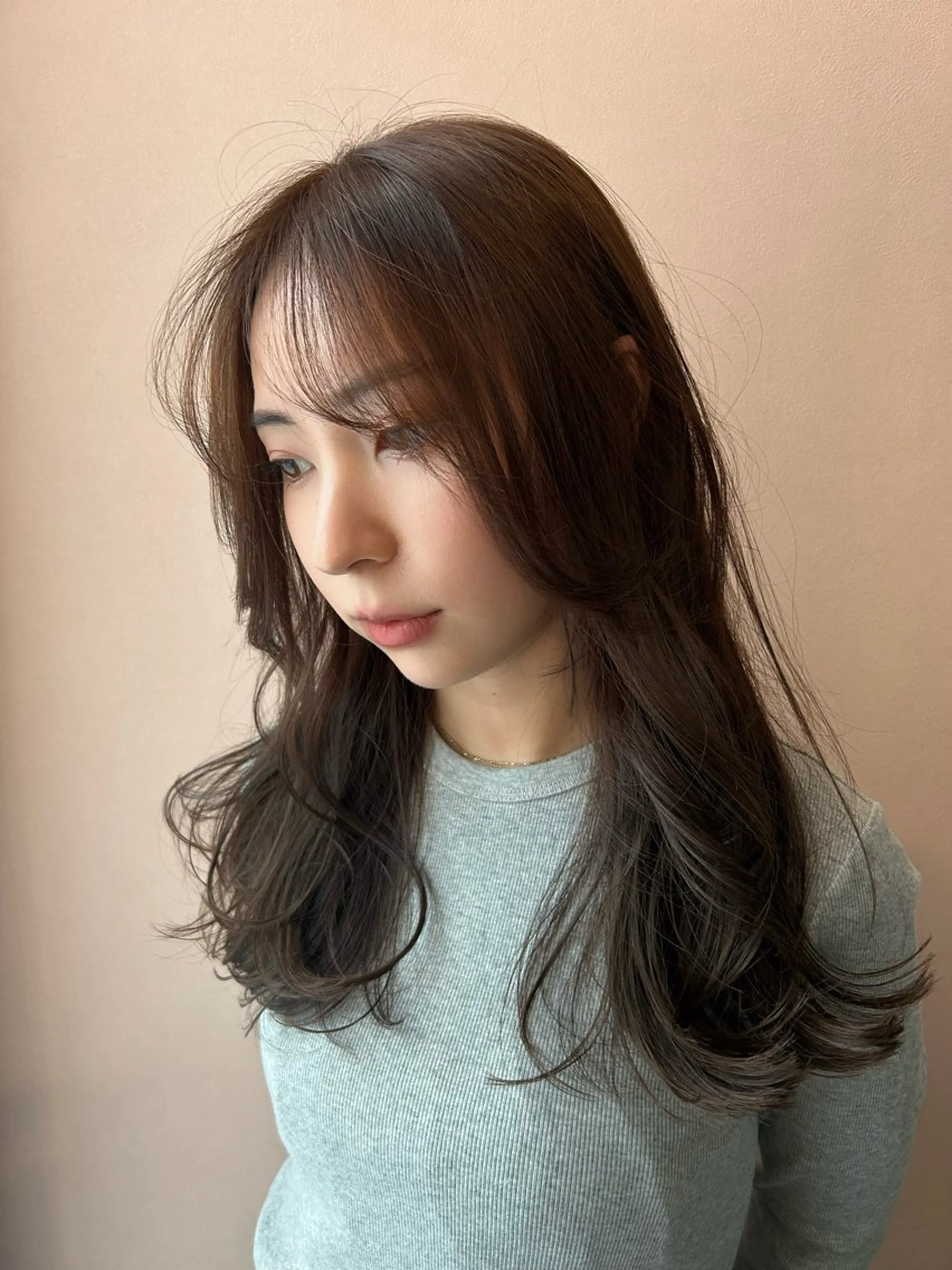 ロング カラー ベージュカラー ブリーチ ブリーチなしカラー カット ヘアカラー トリートメント hub hair レイヤー/透明感のヘアスタイル