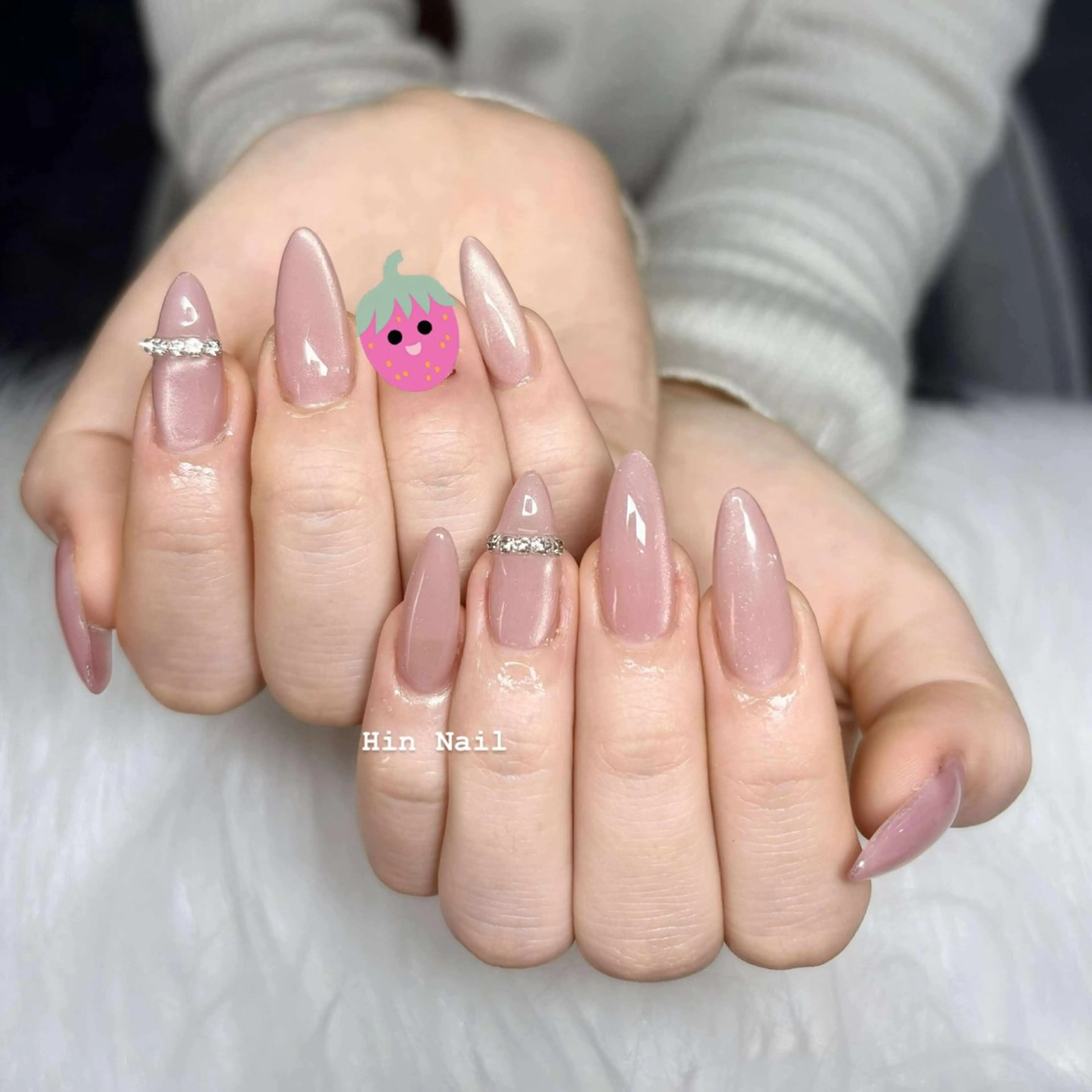 ネイル ハンドネイル HIN NAILのネイルデザイン