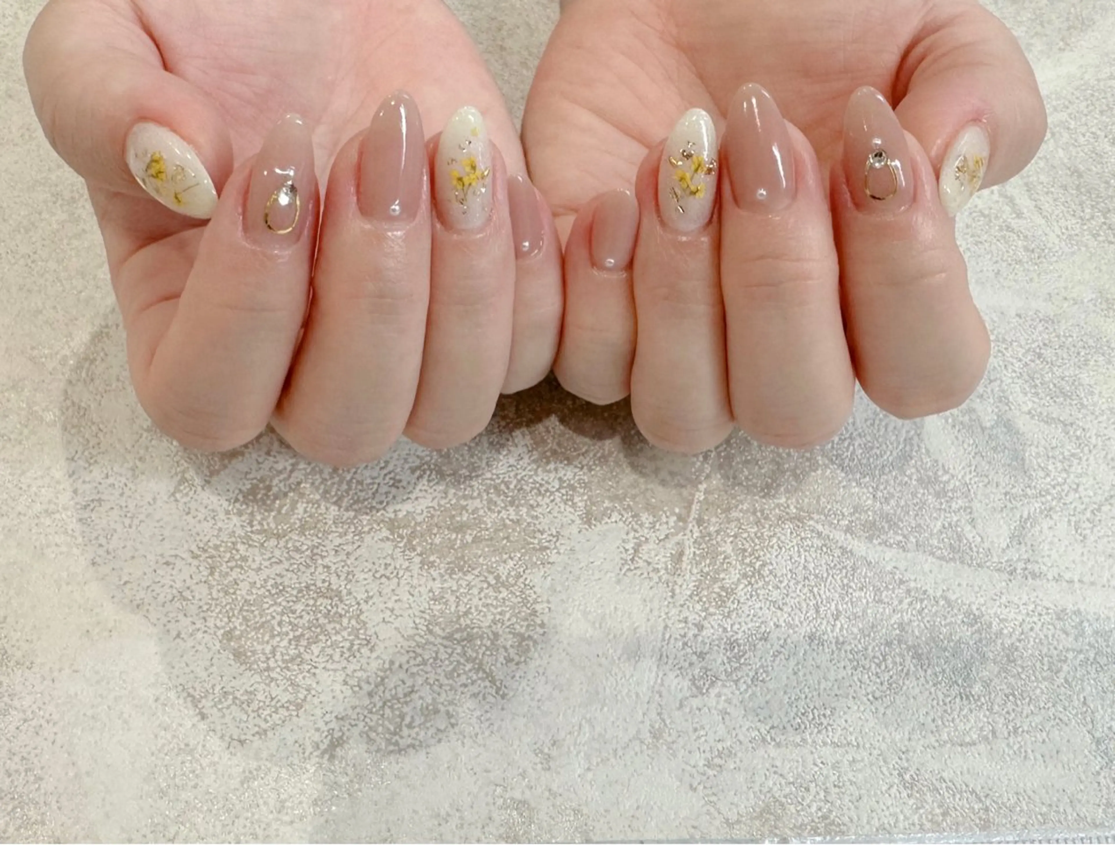 ネイル ジェルネイル オフィスネイル パラジェル 春ネイル ハンドネイル Luana nail (ルアナネイル)のネイルデザイン