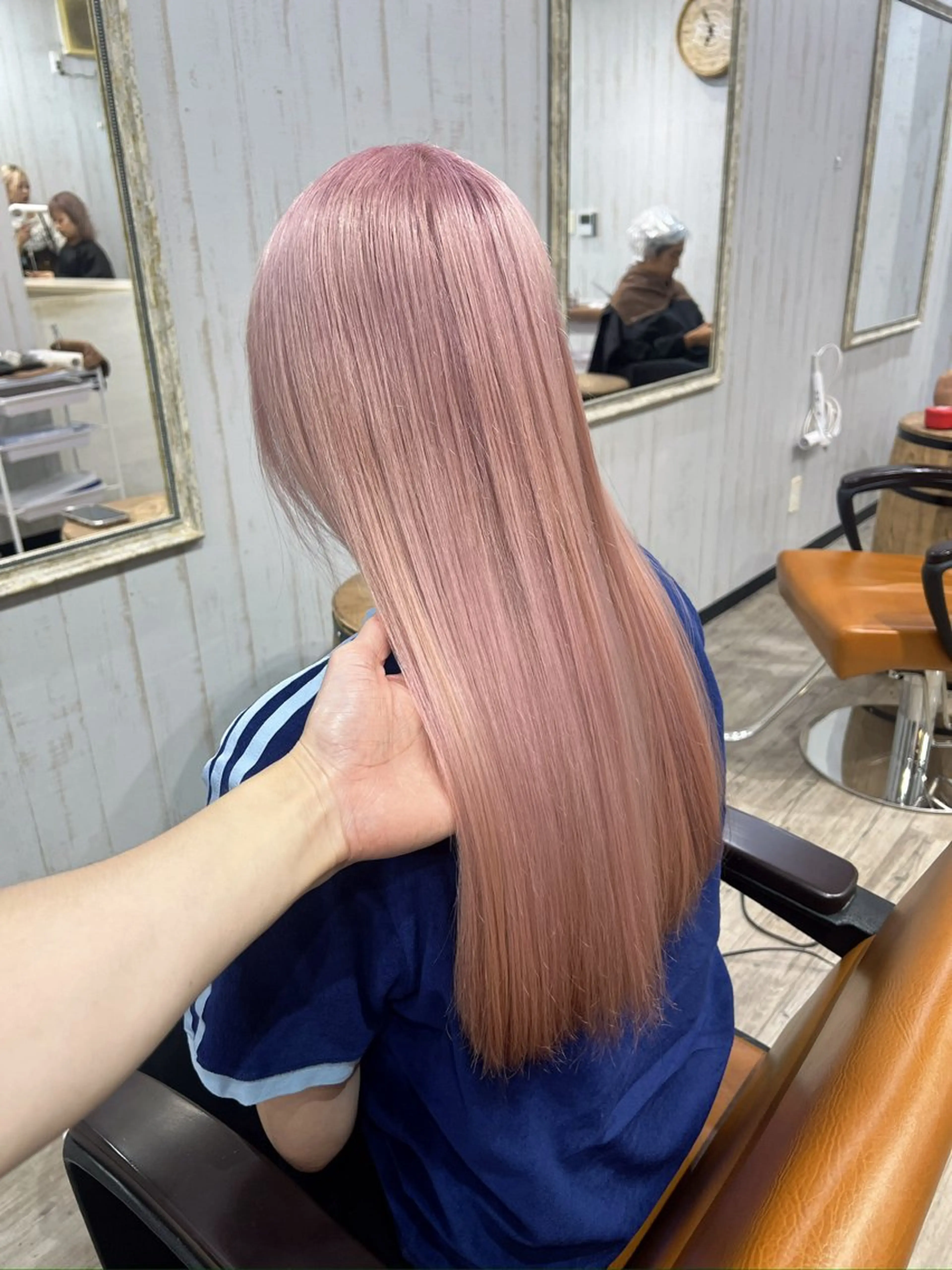 ロング カラー ベージュカラー ブリーチ ピンクカラー ピンクベージュ トリートメント 艶髪/ハイトーン特化 店長/SHOHEIのヘアスタイル