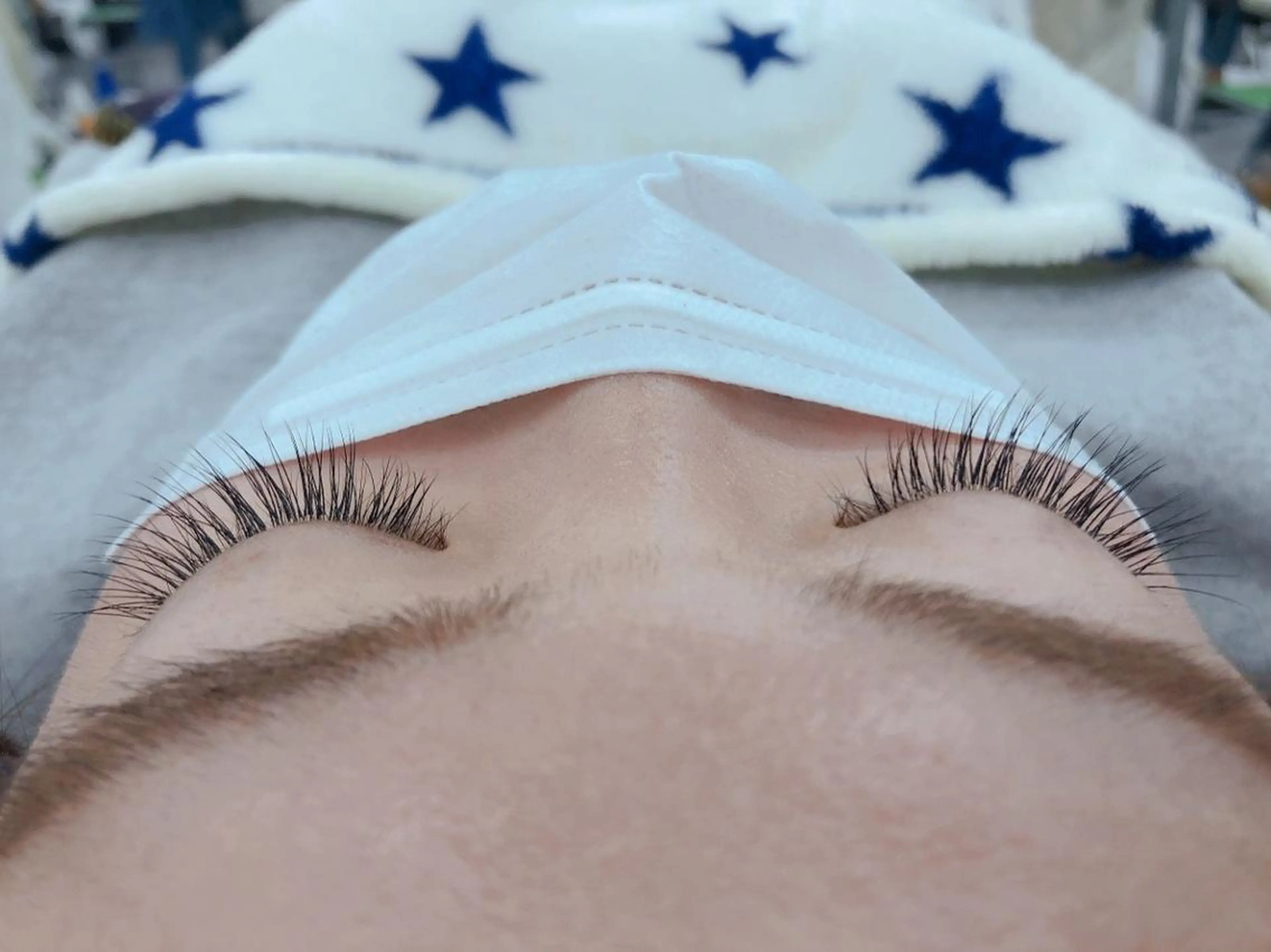 マツエク・マツパ 🤎ベージュカラー 🐶メンズパーマのヘアスタイル