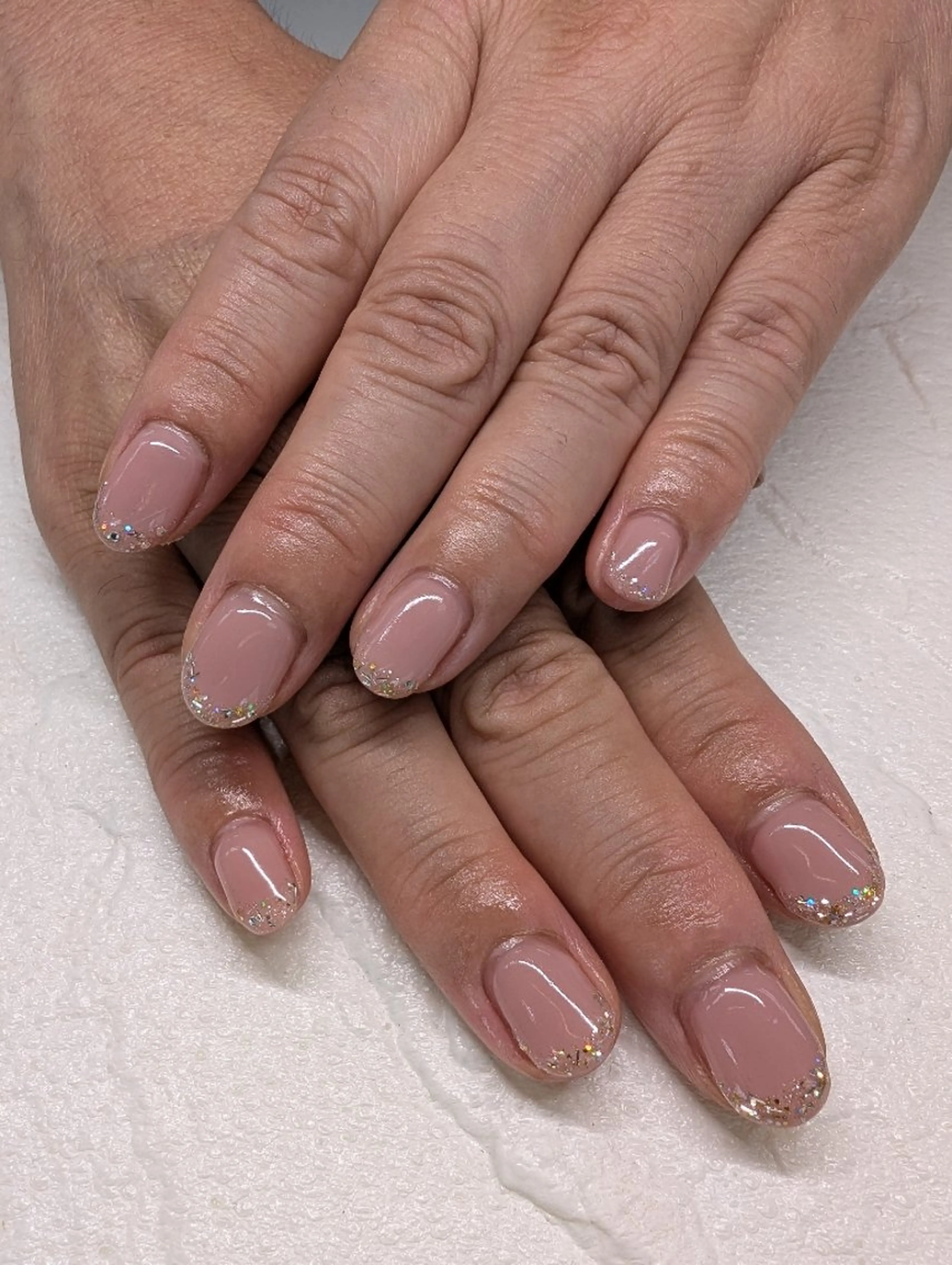 ネイル フレンチネイル ラメ(グリッター) ワンカラーネイル eclat BEAUTY NAIL SALON　枚方市駅前店所属・松本 ひとみのネイルデザイン