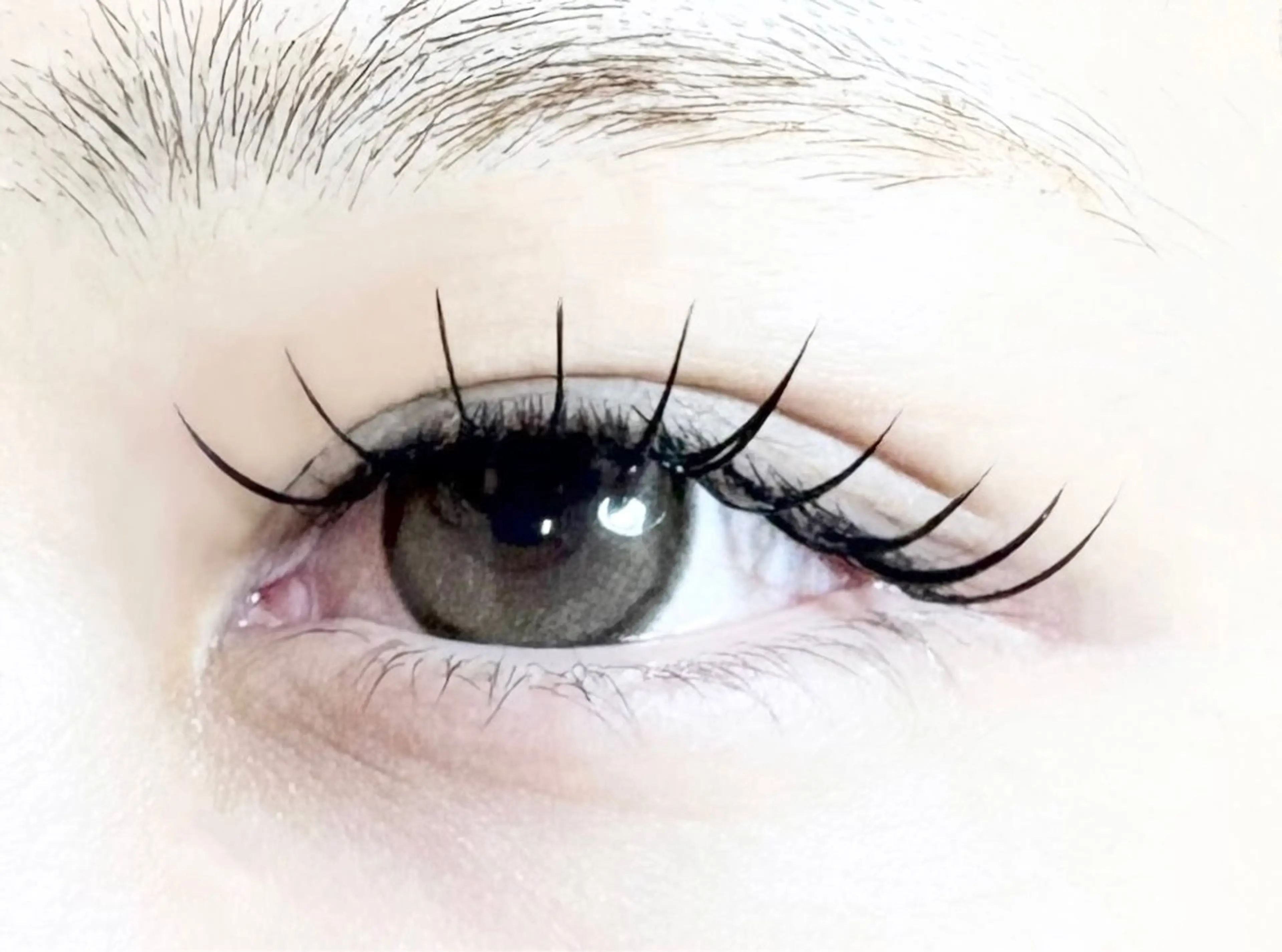 マツエク・マツパ 束感まつ毛 Cカール Eyelash Nailsalon Neo beauty所属・Neo beauty Rinkaのマツエク・マツパデザイン