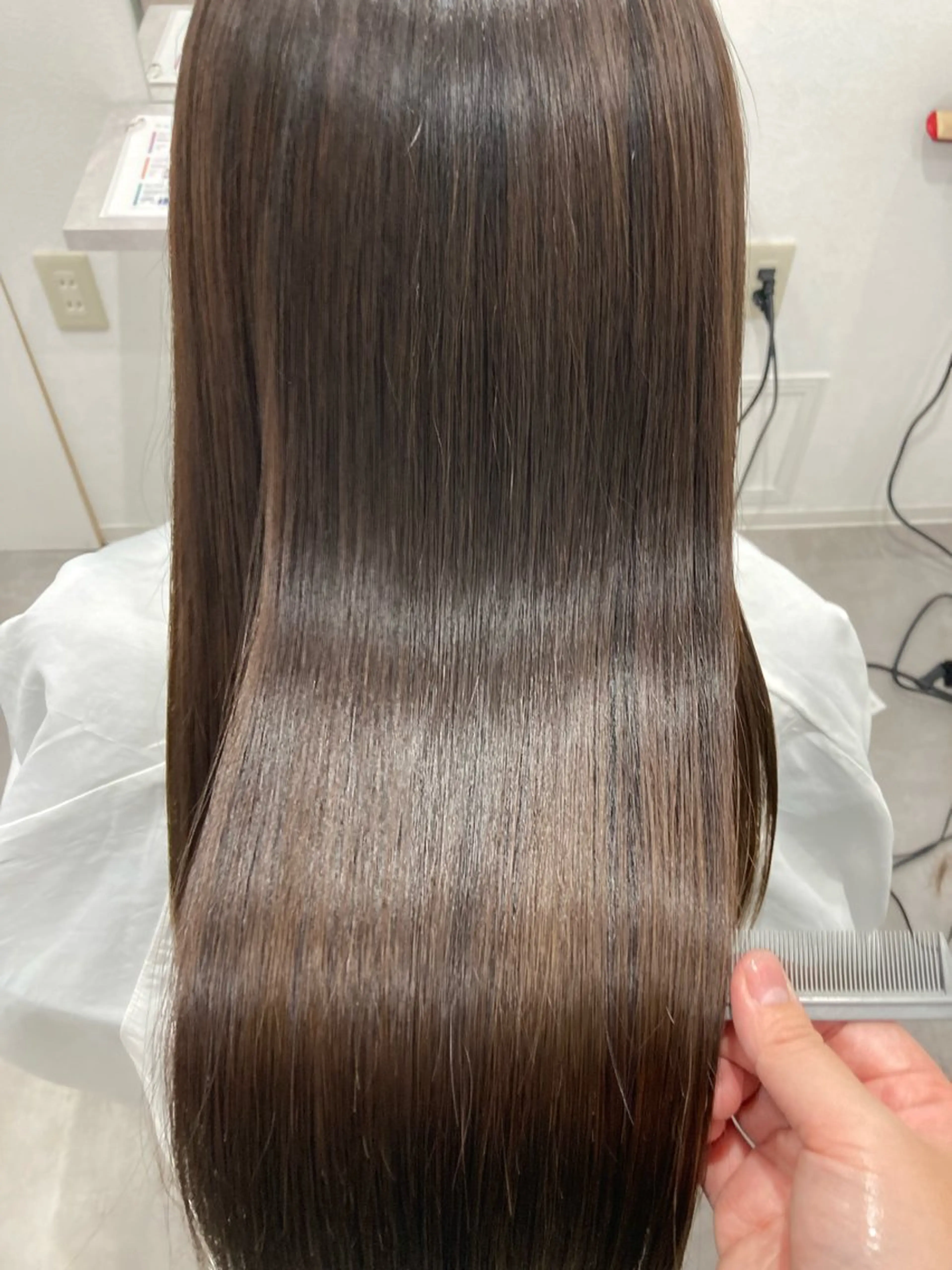 ロング カラー カット ヘアカラー 縮毛矯正 トリートメント 髪質改善/透明感 カラー/内藤有須加のヘアスタイル