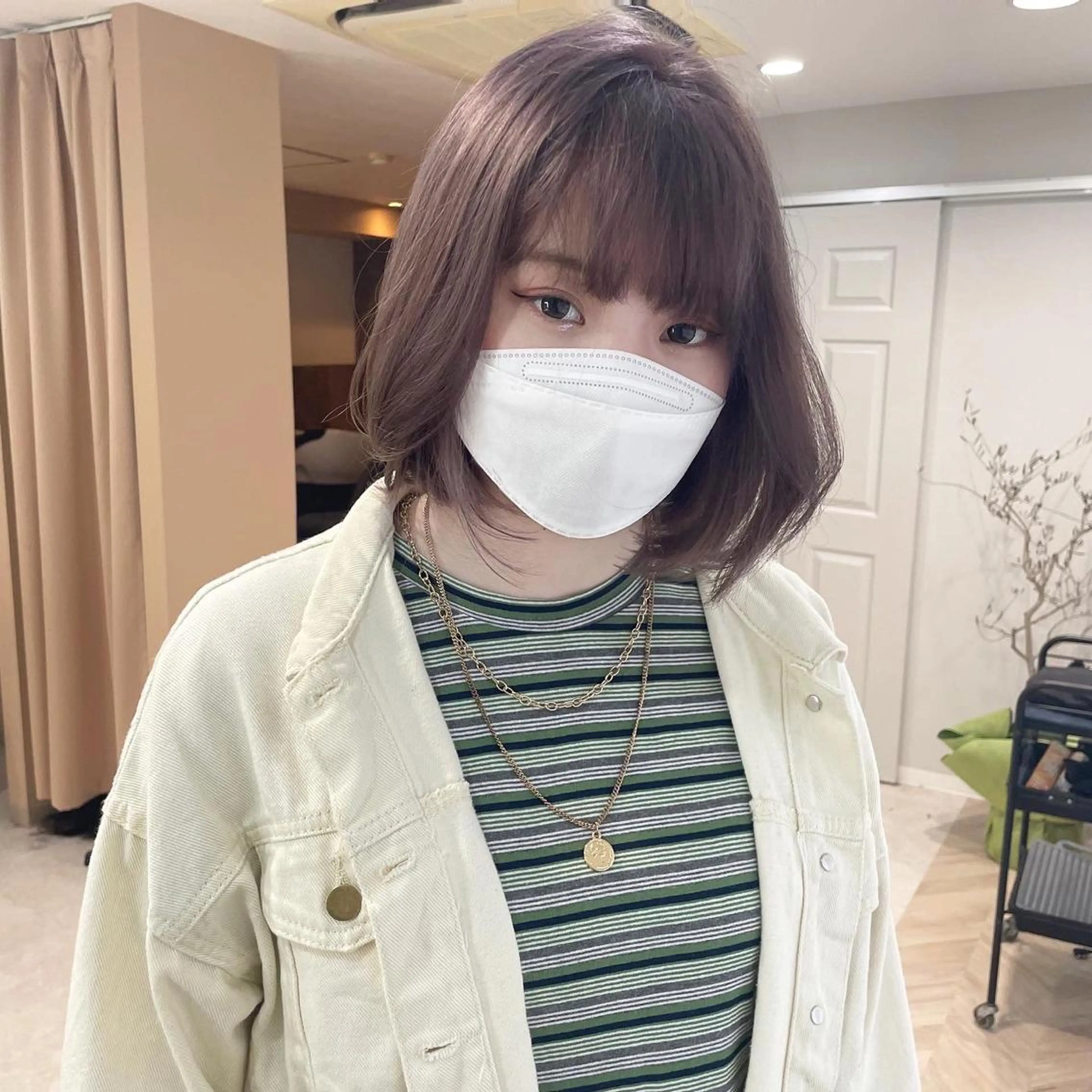 ショート rina／ベージュ ワンホン/韓国ヘアのヘアスタイル