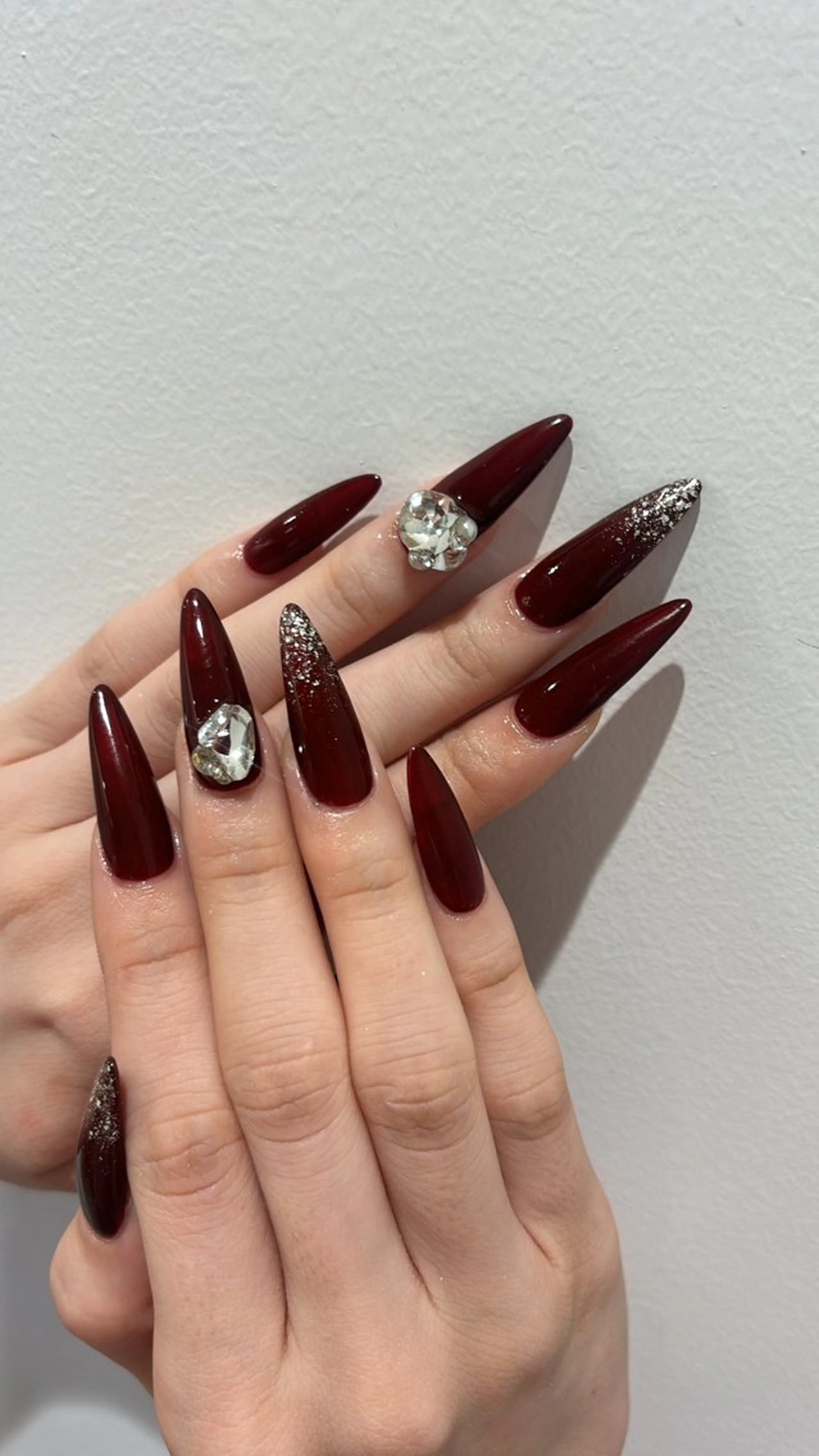 ネイル ボルドー スカルプネイル ハンドネイル tote. airiのネイルデザイン
