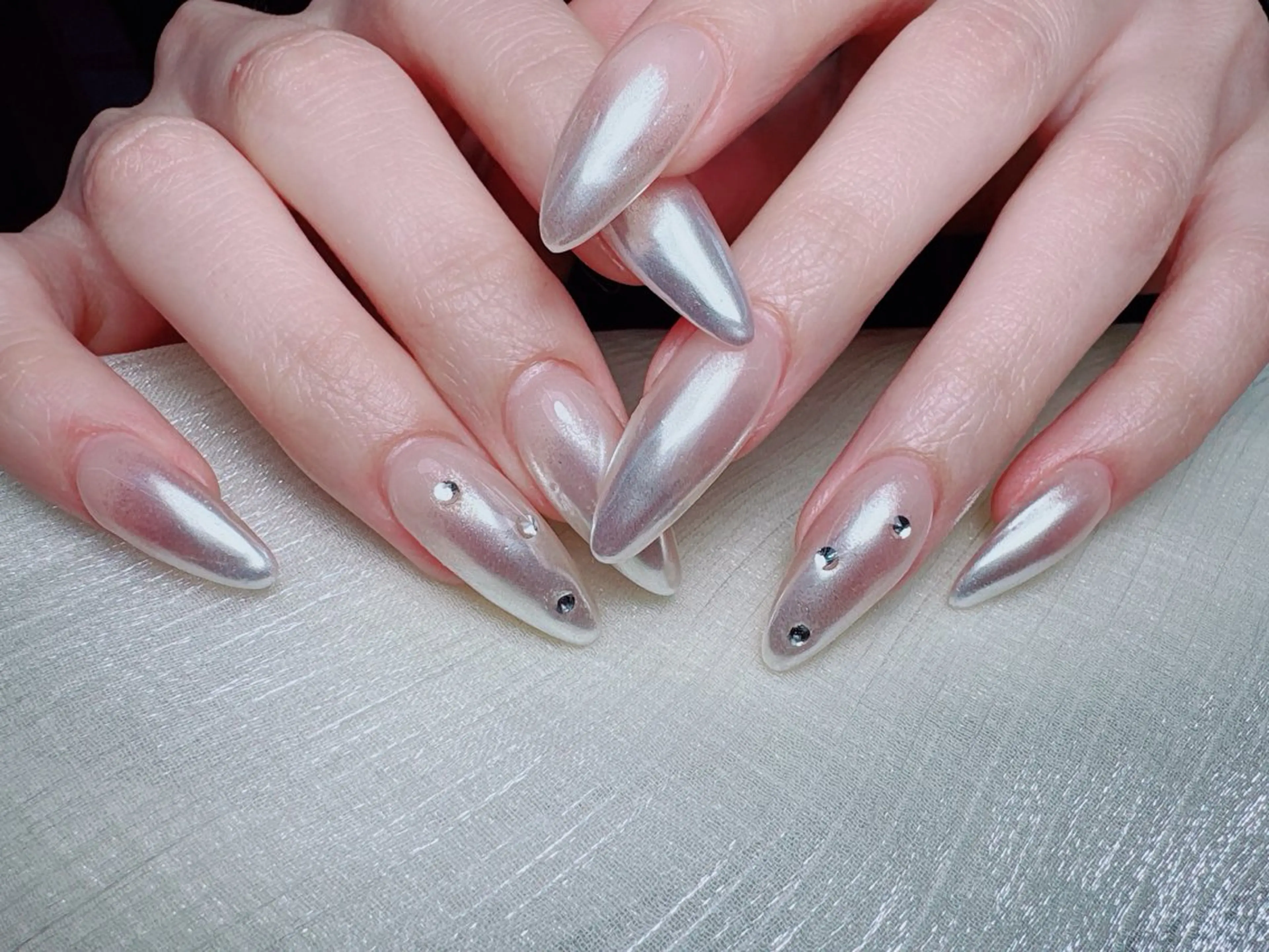 ネイル ハンドネイル Yuxi Beauty salon 【ユーシィー ビューティ サロン】所属・ユーシーネイルサロン 池田公園店のネイルデザイン