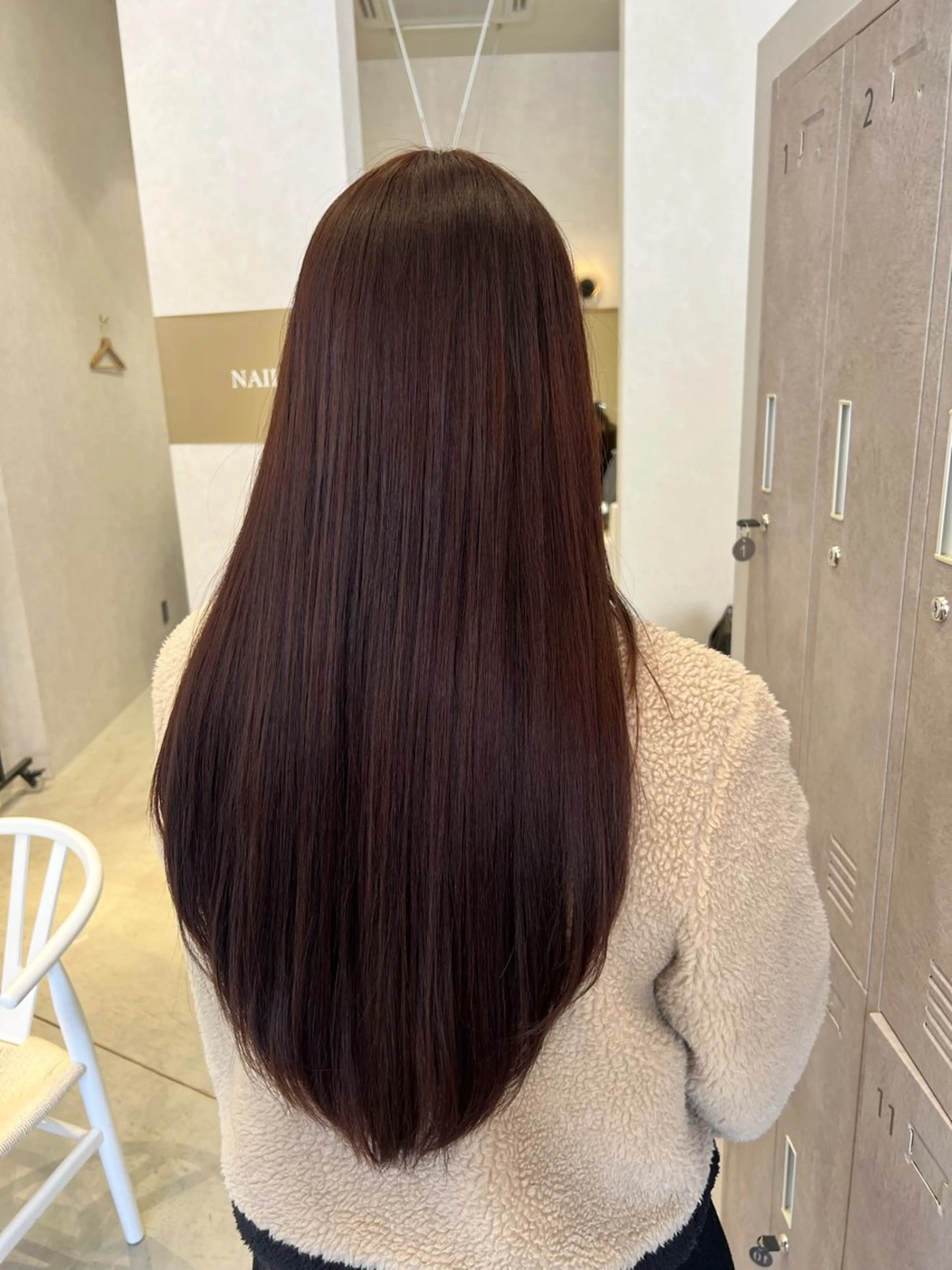 ロング ピンクブラウン 小池 夏美のヘアスタイル