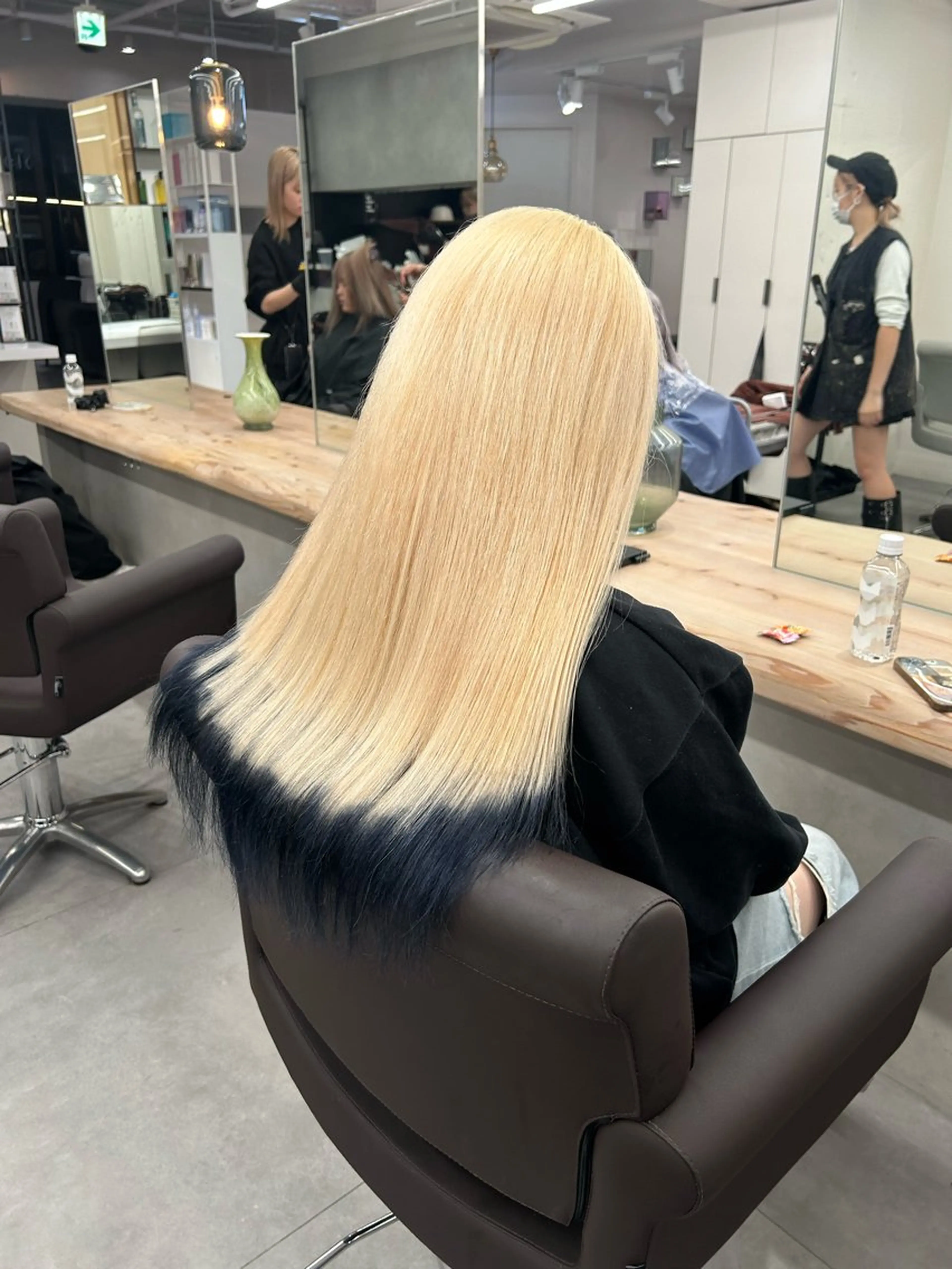 ロング カラー 黒髪 ブロンド デザインカラー カット エクステ Beleza 渋谷所属・Kazusa/渋谷/ エクステ/ハイトーンのヘアスタイル