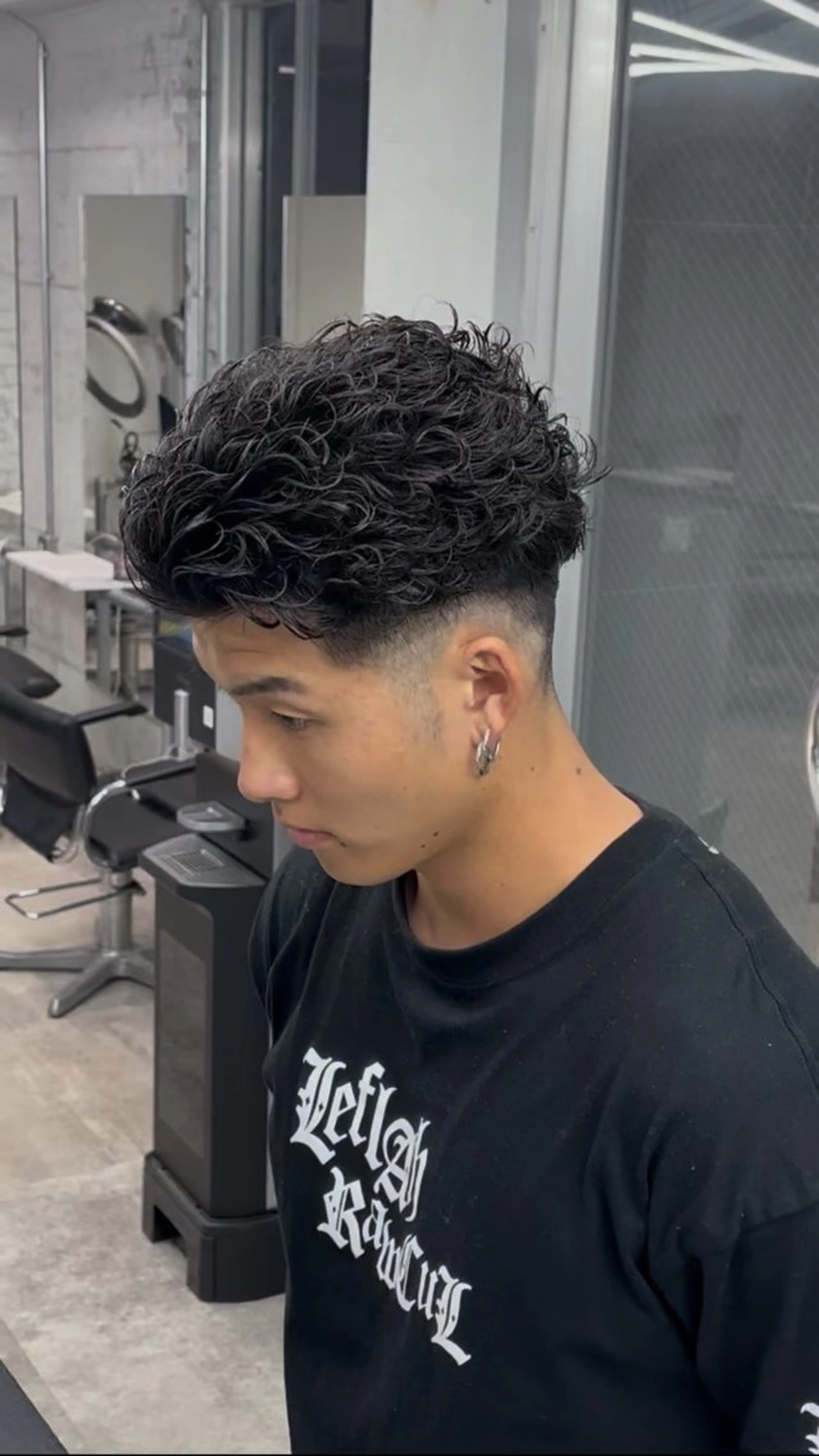 パーマ メンズ カット パーマ ØVARL　Jingumae所属・OVARL/ メンズパーマ/きらりのヘアスタイル