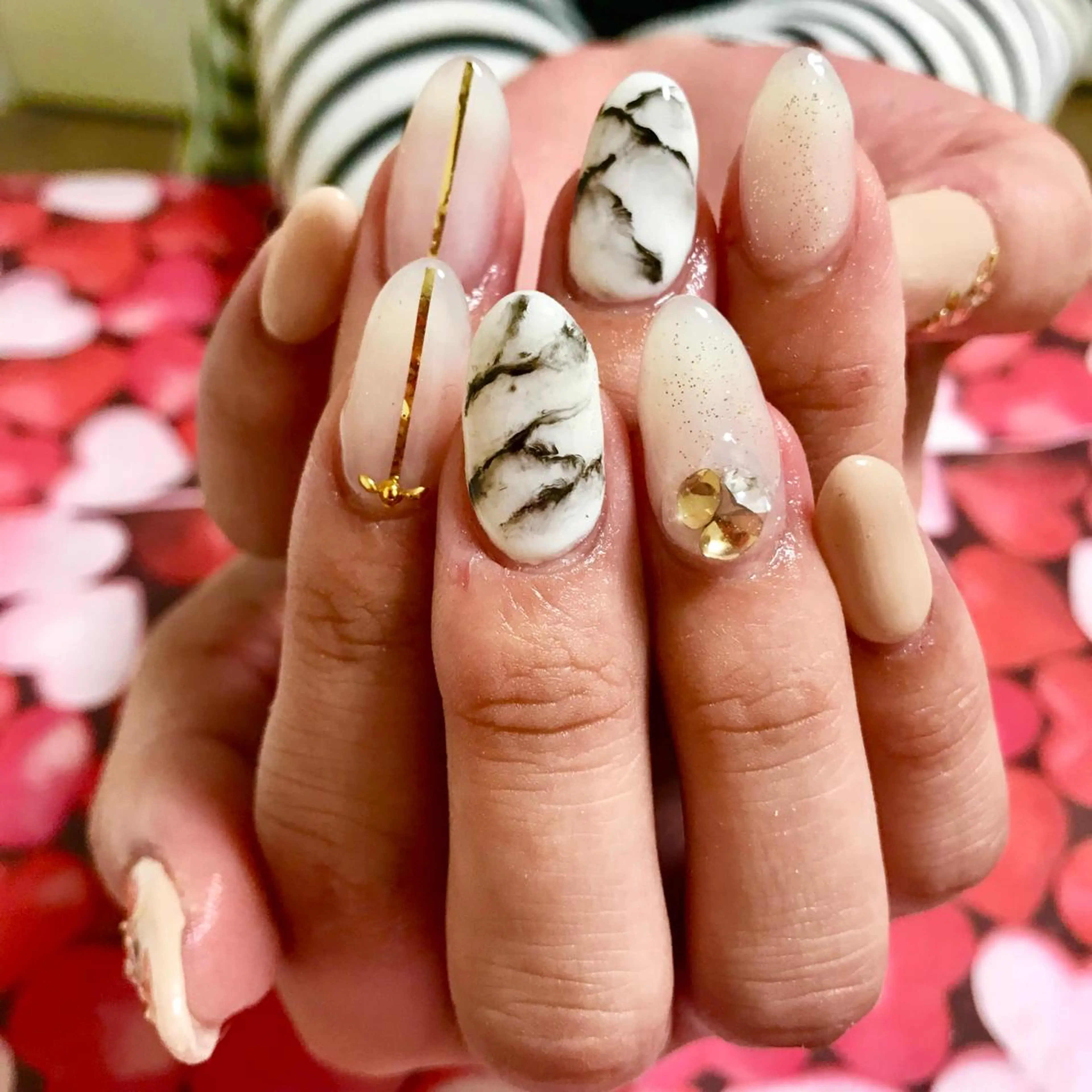 ネイル LOVEnail tomoのネイルデザイン