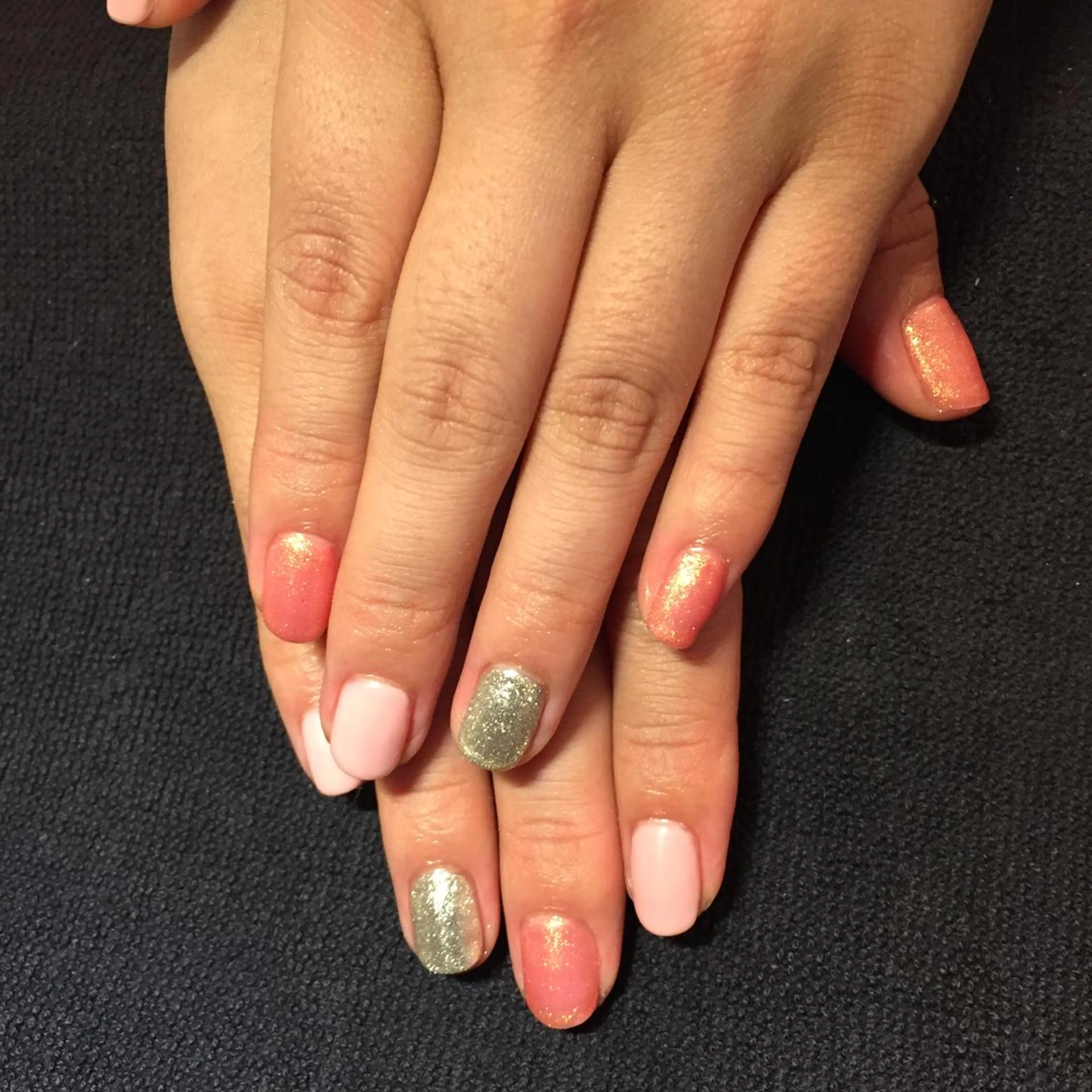 ネイル キラキラネイル BANBINANAIL所属・イリネコ マリのネイルデザイン