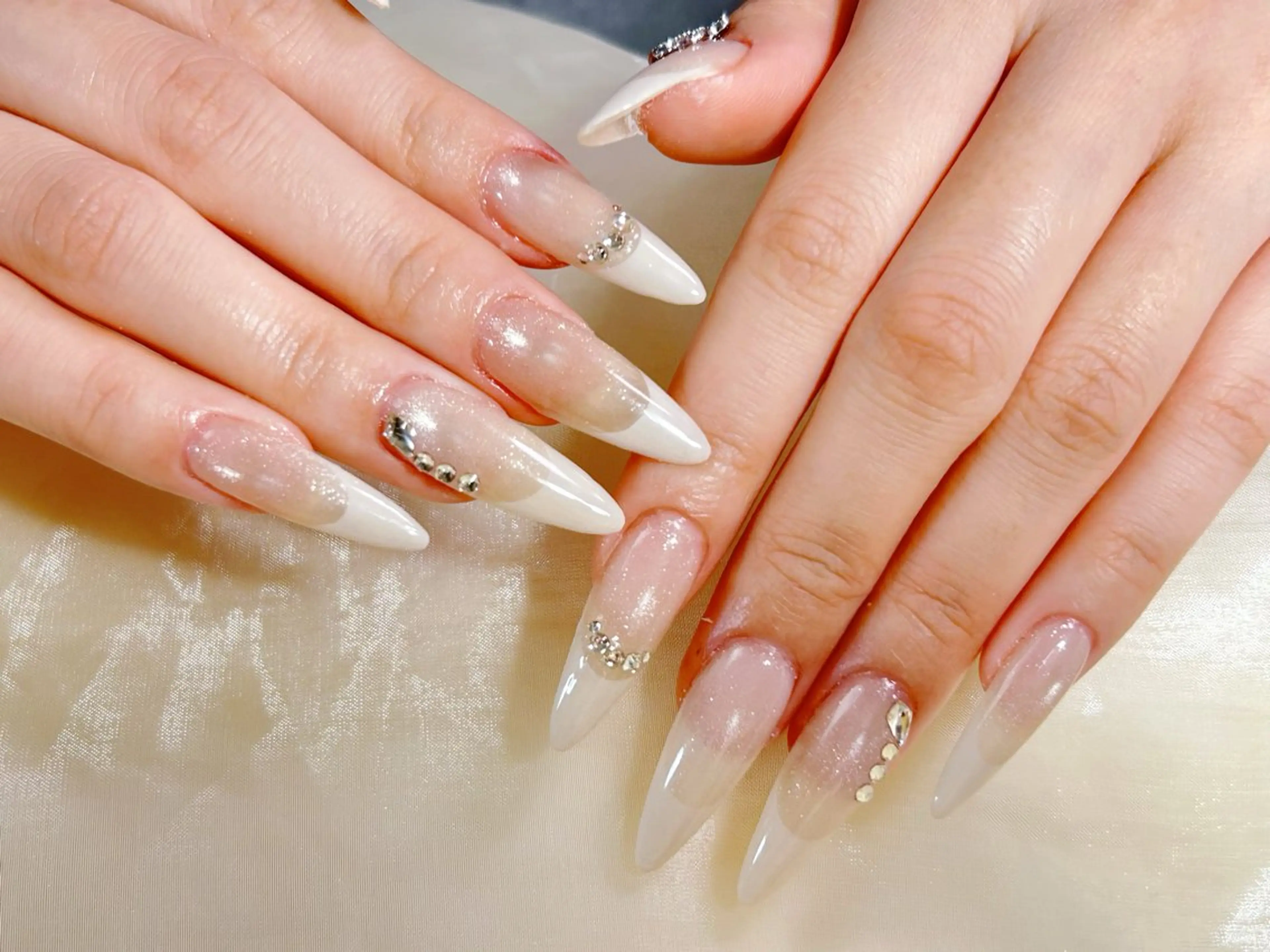 ネイル ハンドネイル ネイルサロンエクラ ななのネイルデザイン