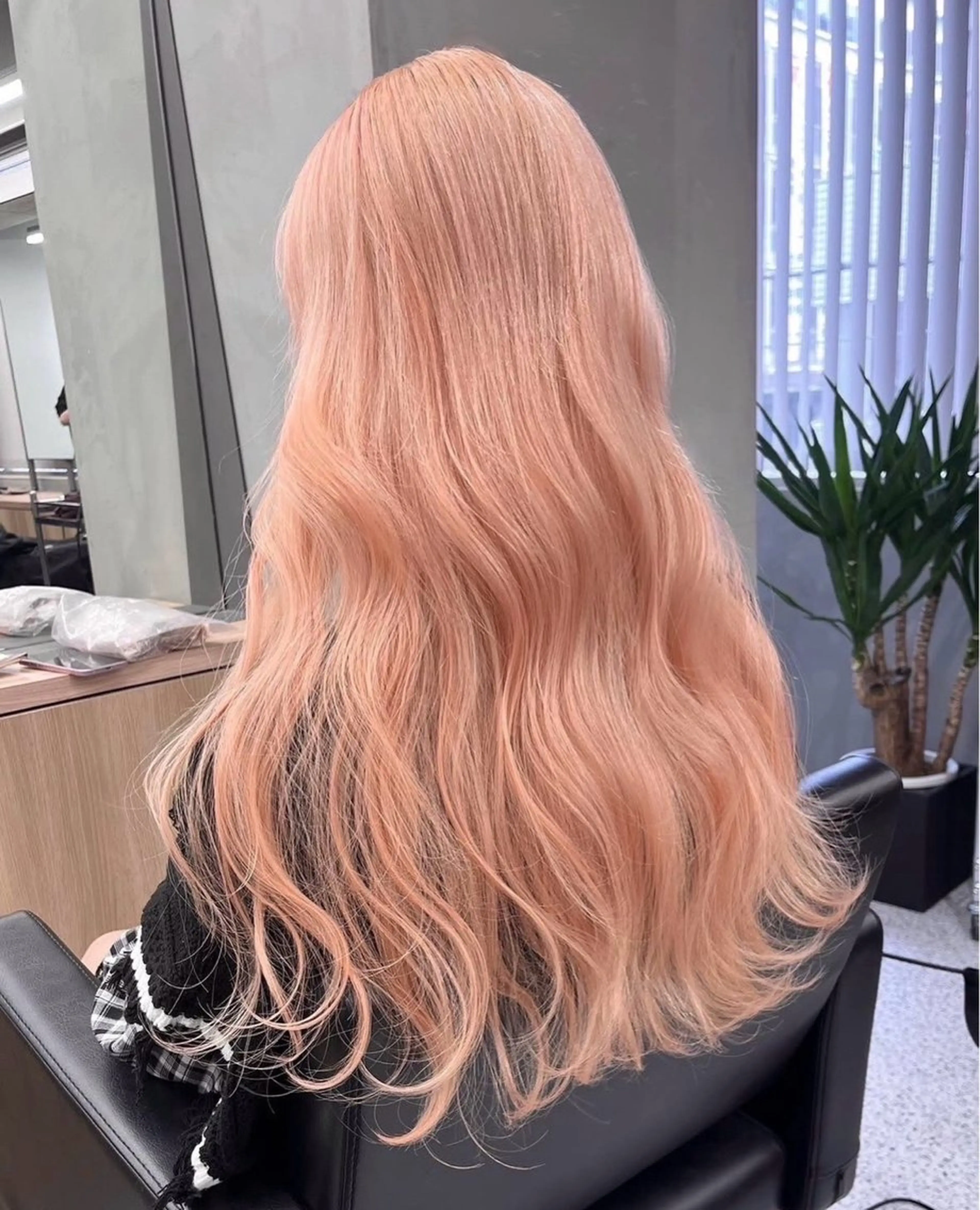 ロング PELE所属・【渋谷ハイトーン/ ブリーチ】ミサキ🎀のヘアスタイル