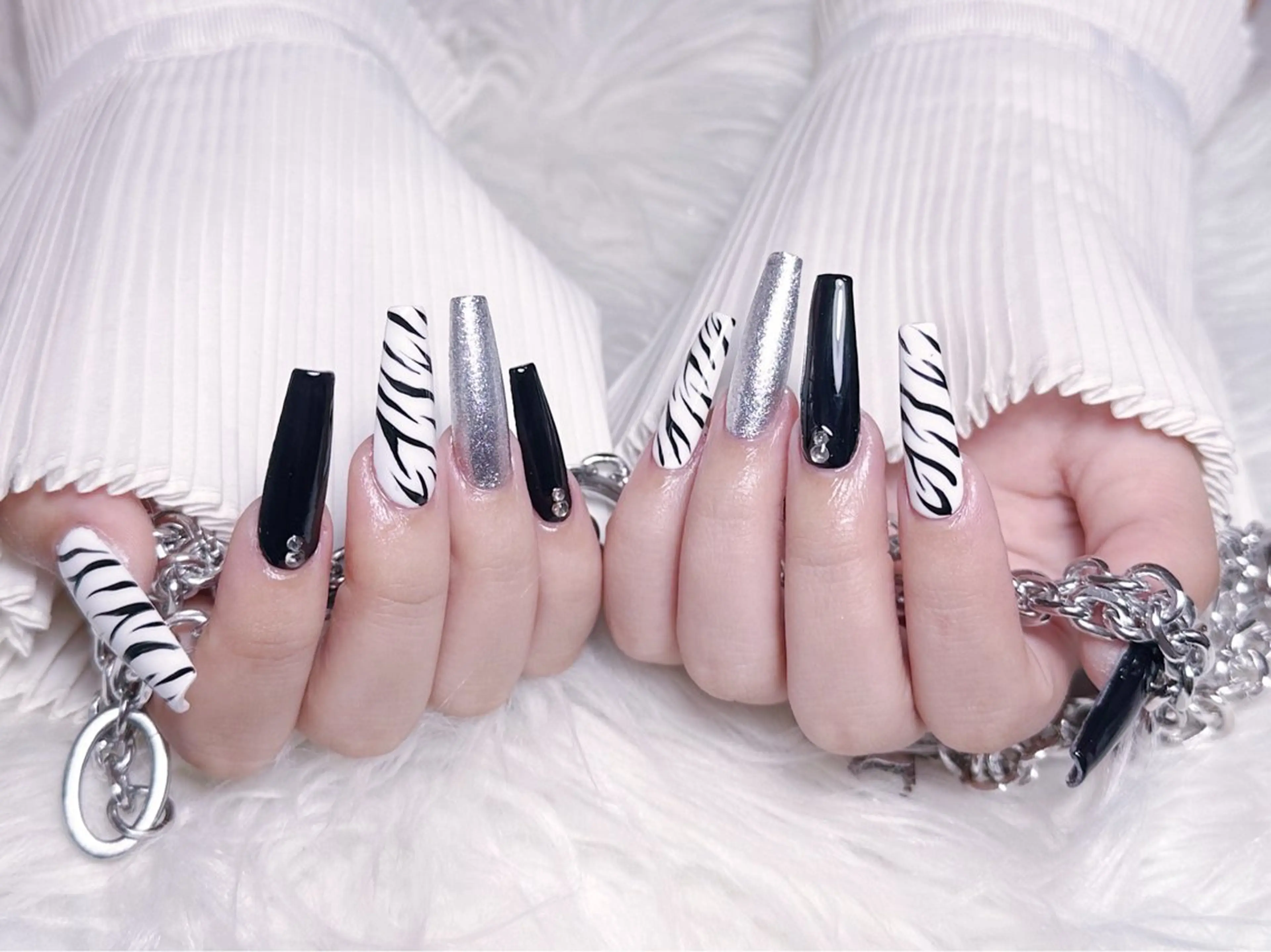 ネイル ☁️Minmin Tsuki💙🩵のネイルデザイン