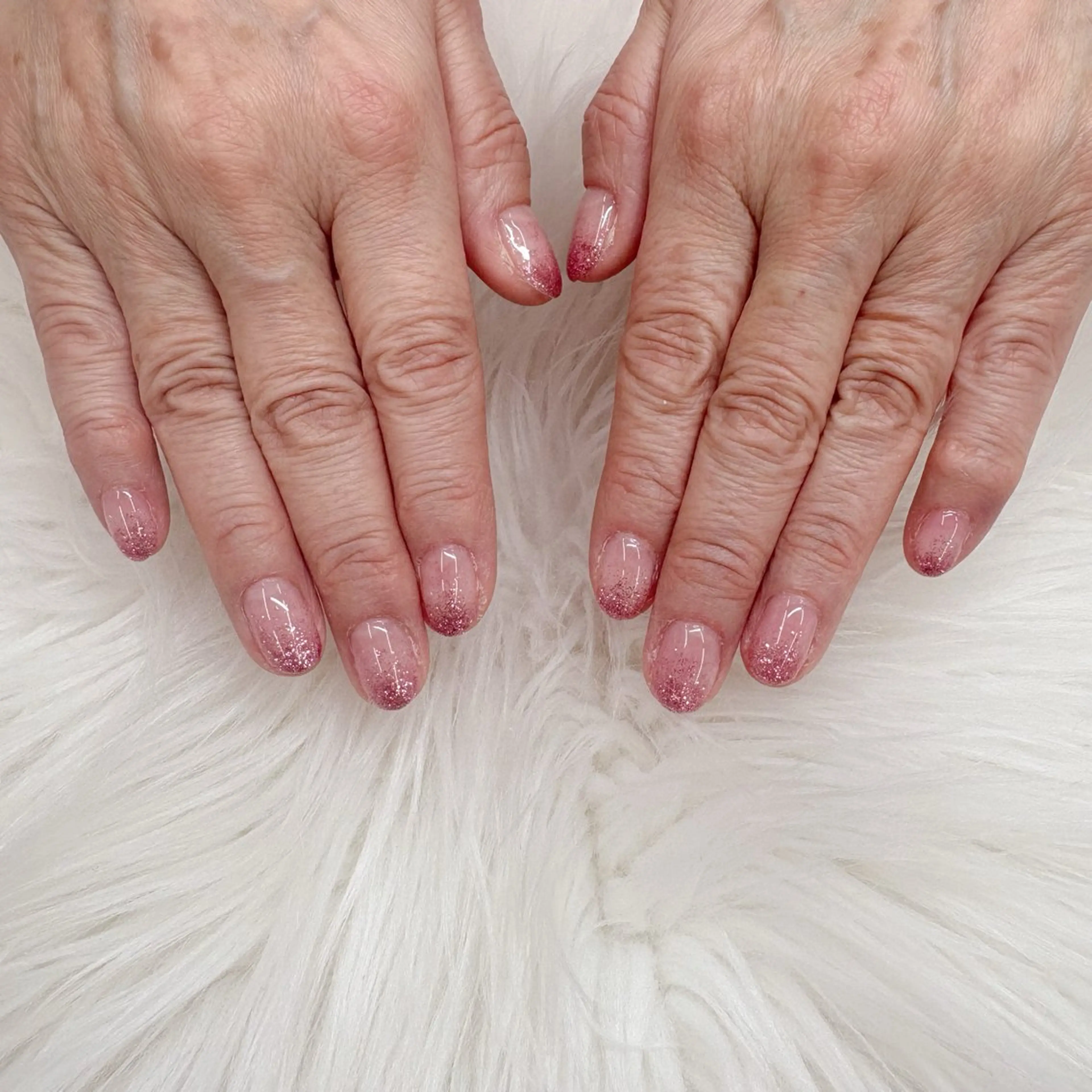 ネイル キラキラネイル ラメ(グリッター) ピンク ハンドネイル エリクサーネイル池袋 大谷のネイルデザイン