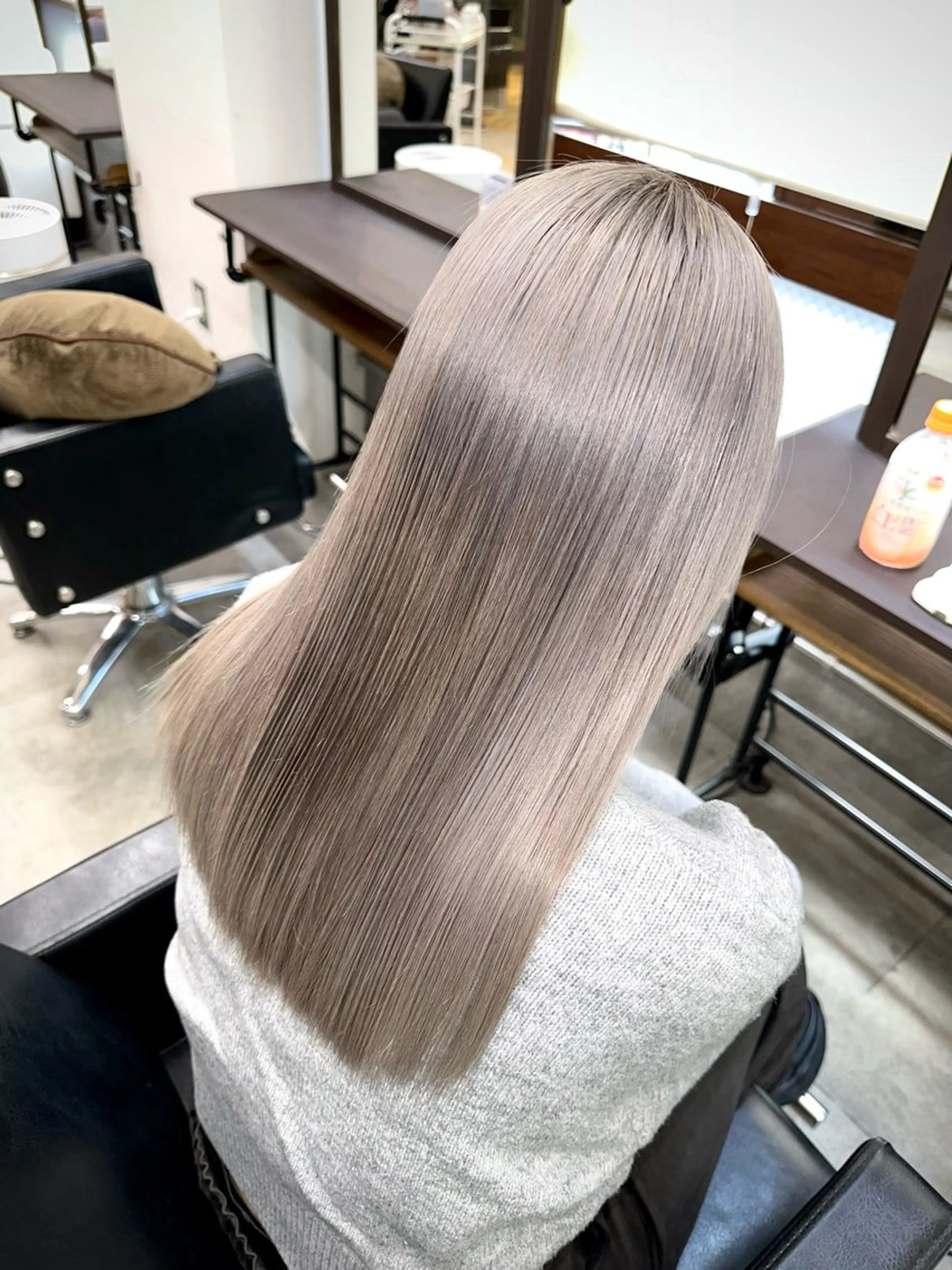 セミロング カラー 髪質改善 トリートメント 髪質改善特化サロン ICONIQ天神店のヘアスタイル