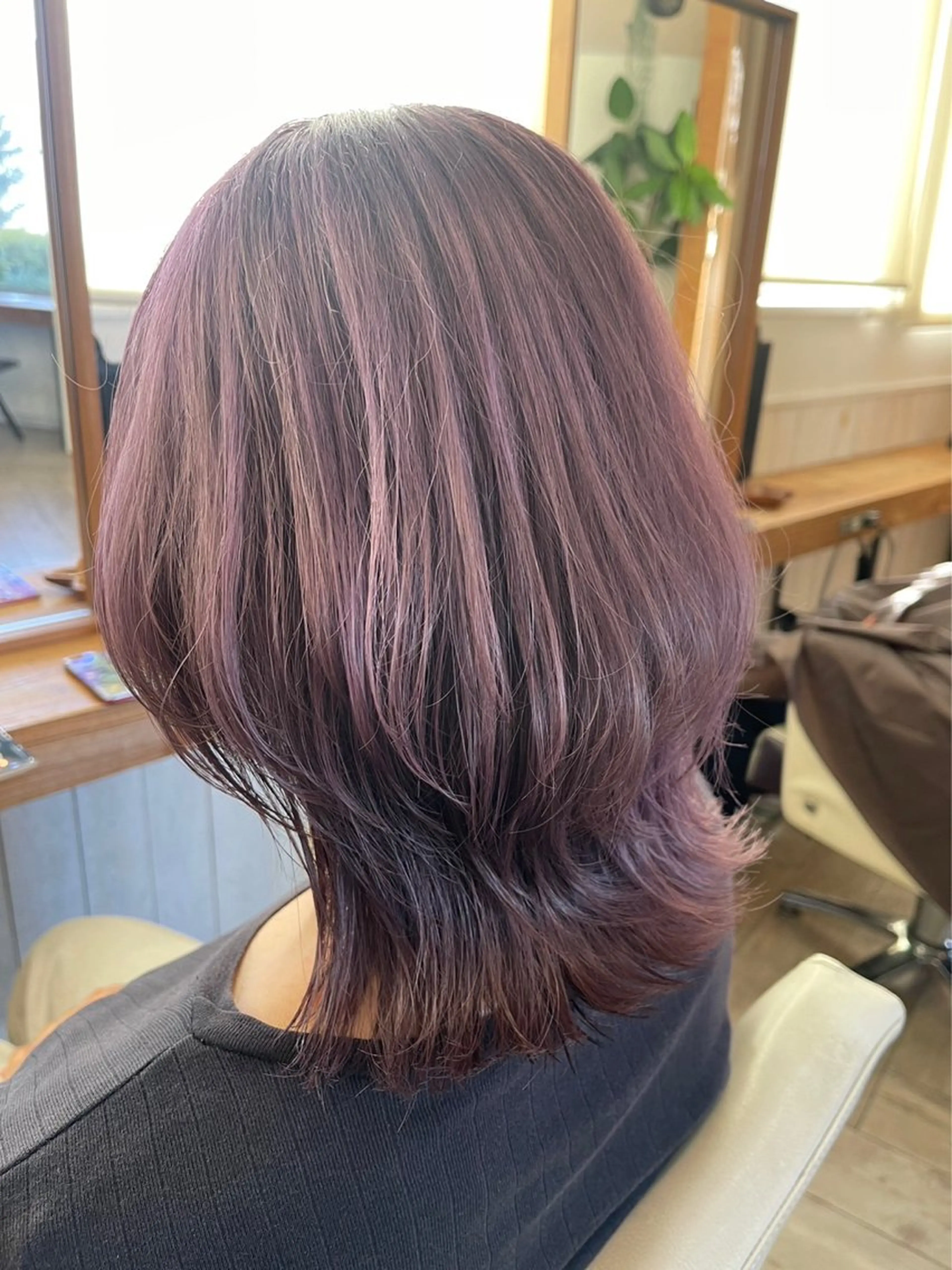 ミディアム ピンクブラウン レイヤーカット ウルフカット ウルフレイヤー ラム【CLAP】 🤍のヘアスタイル