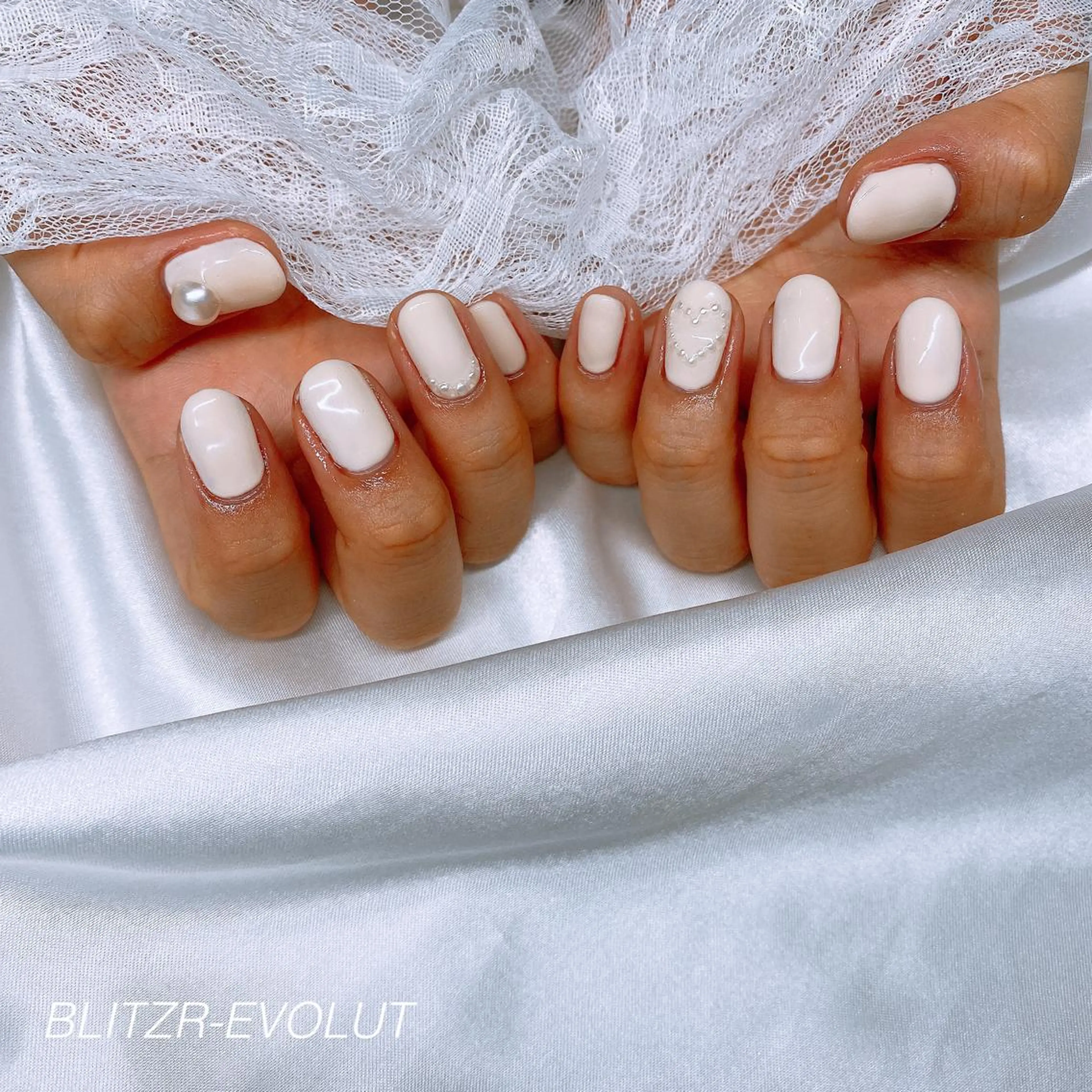 ネイル ☁️BLITZ 🎀笠原雪音🎀のネイルデザイン