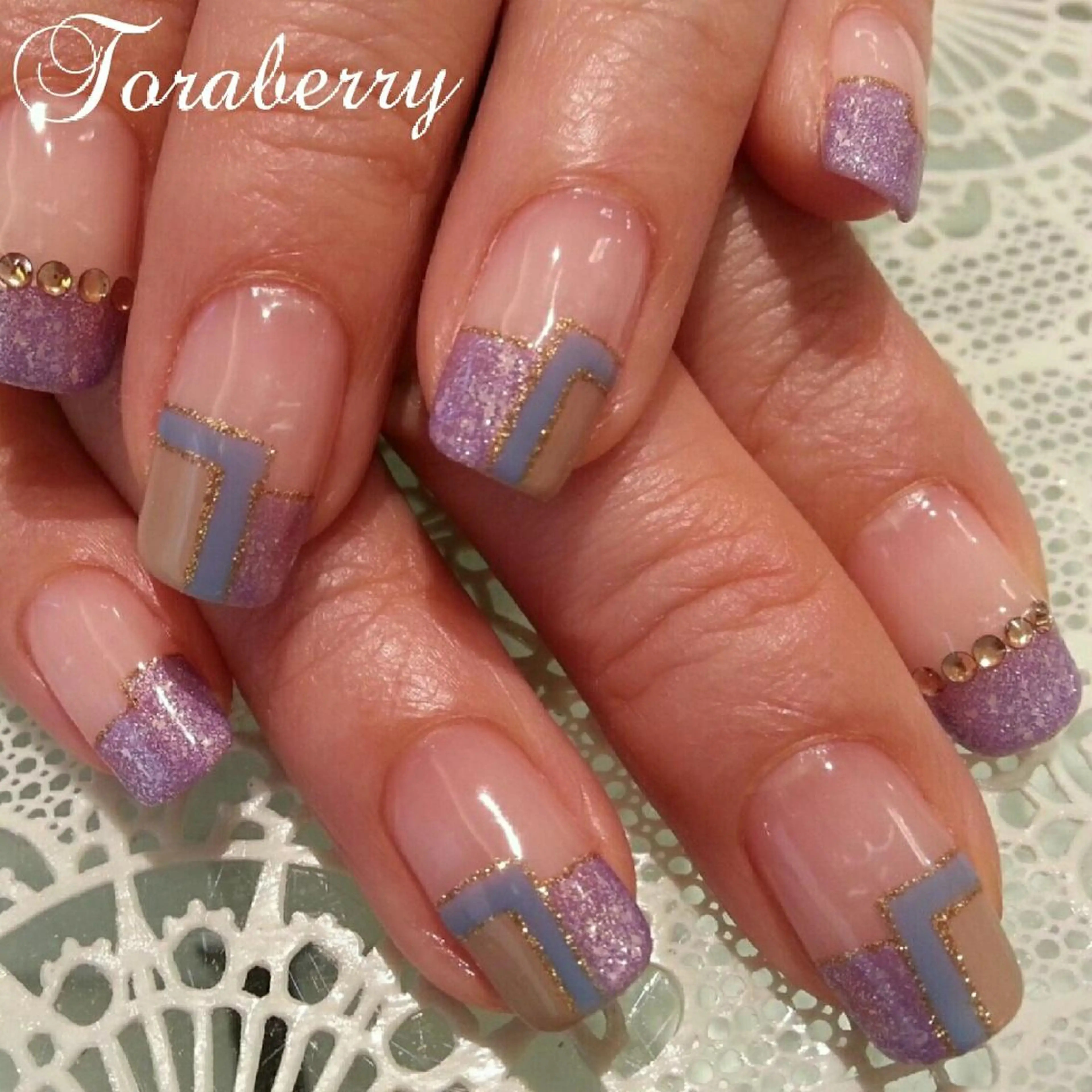 ネイル フレンチネイル ネイリスト なつみのネイルデザイン