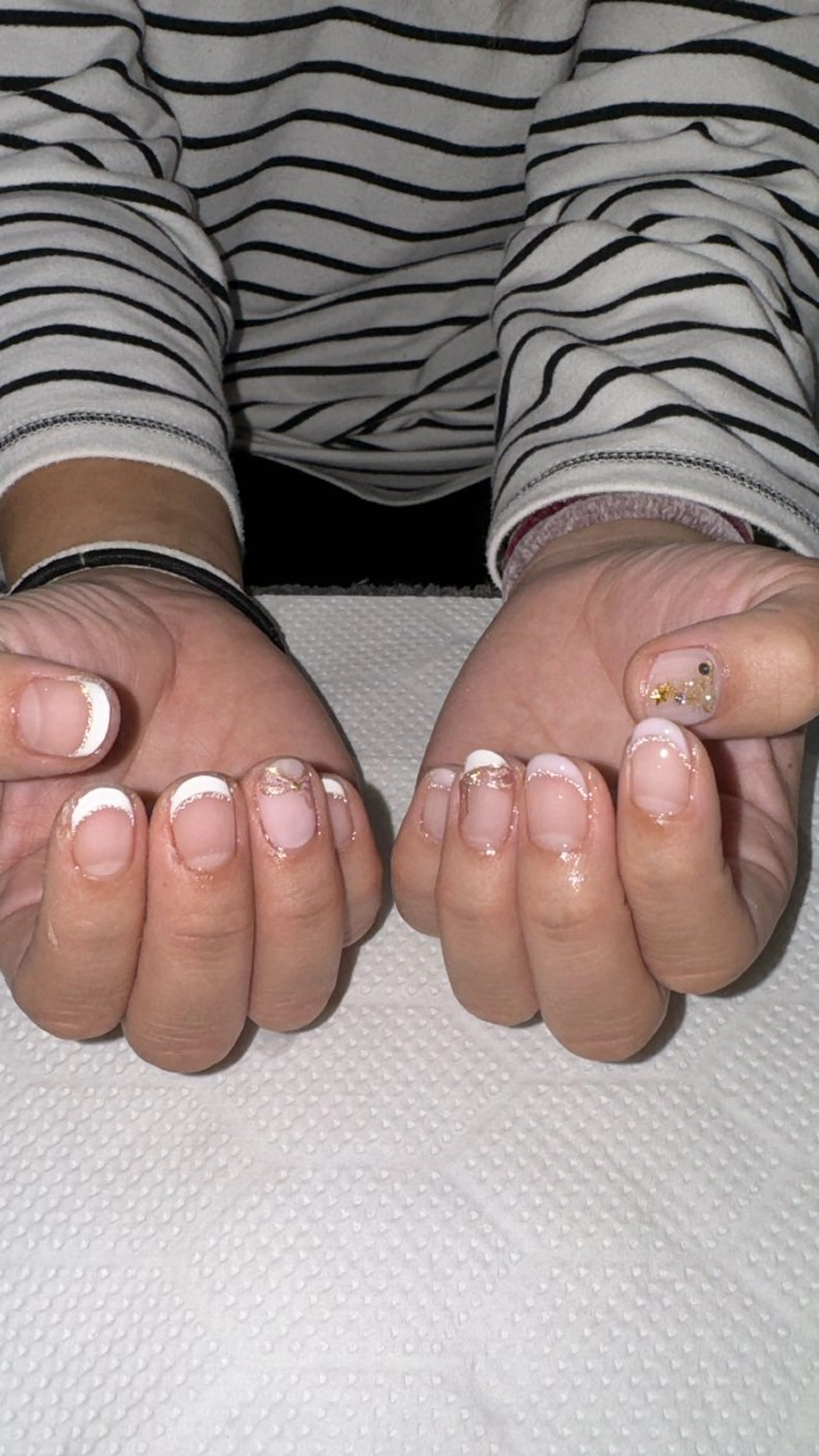 ハンドネイル「シンプル10art（フレンチ、グラデーション、マグネット、フラッシュ）」パーツ1つ¥50​〜​¥500の写真