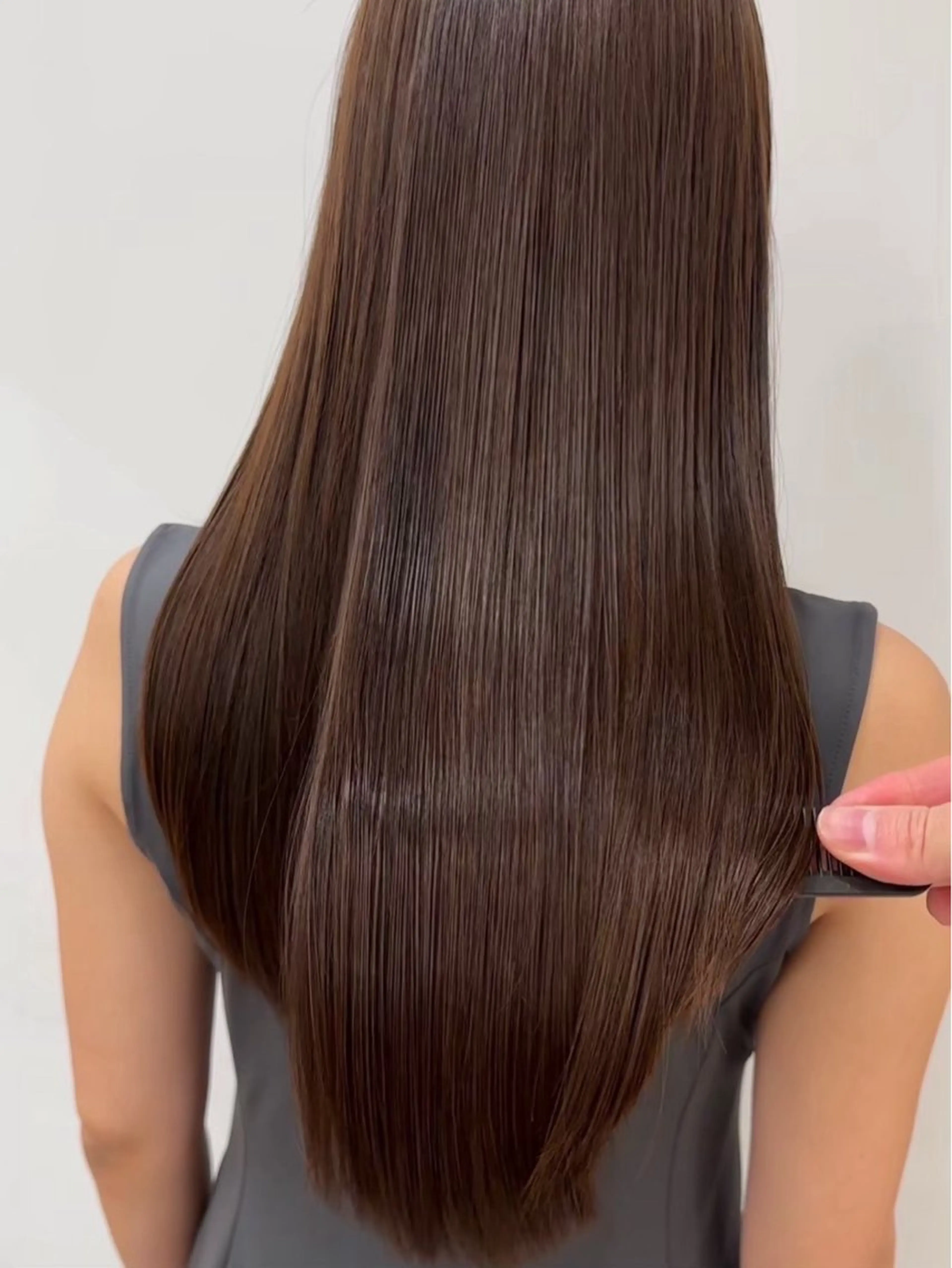 ロング ダイキ/ 艶感カラー✨️のヘアスタイル