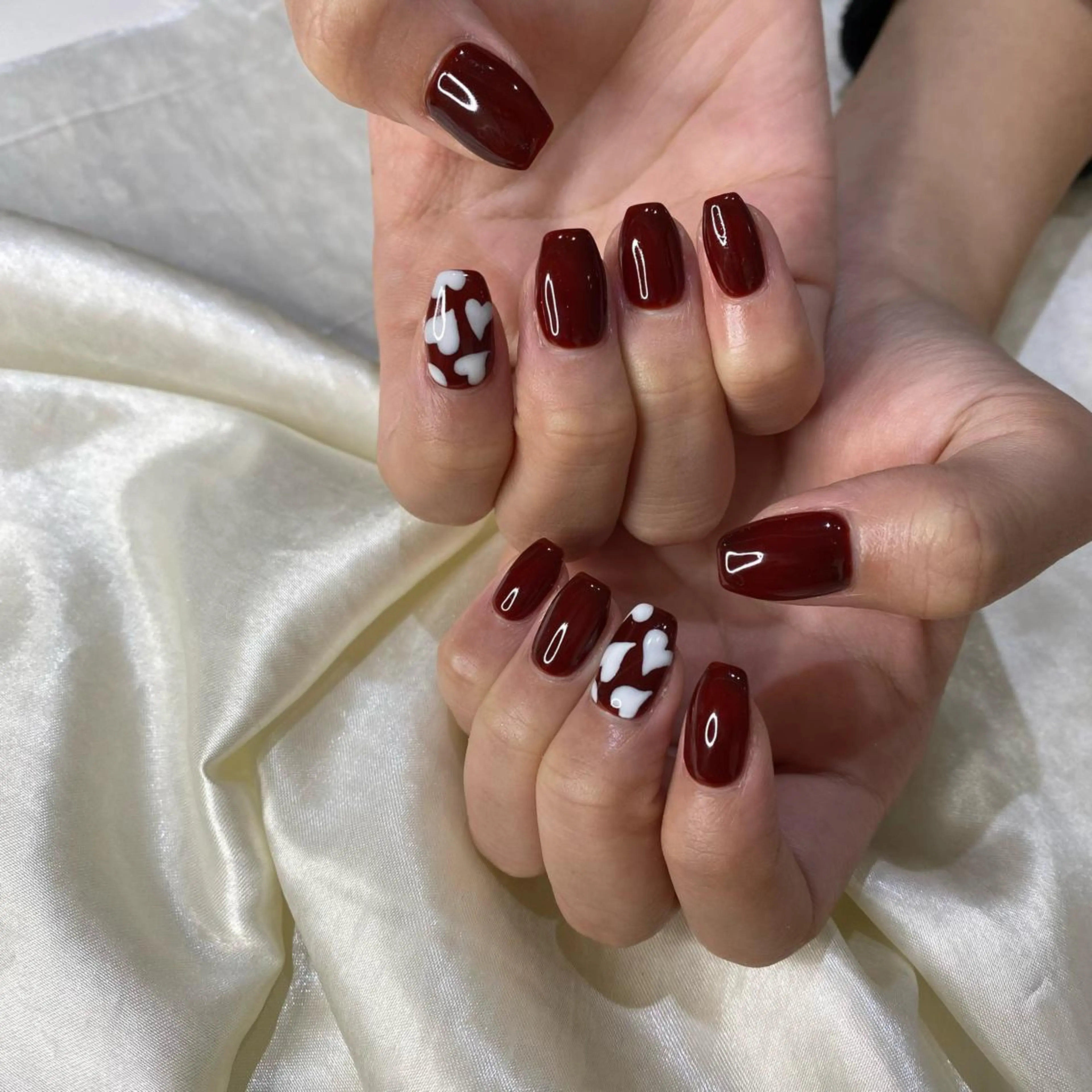 ネイル ハンドネイル 西岡 杏のネイルデザイン