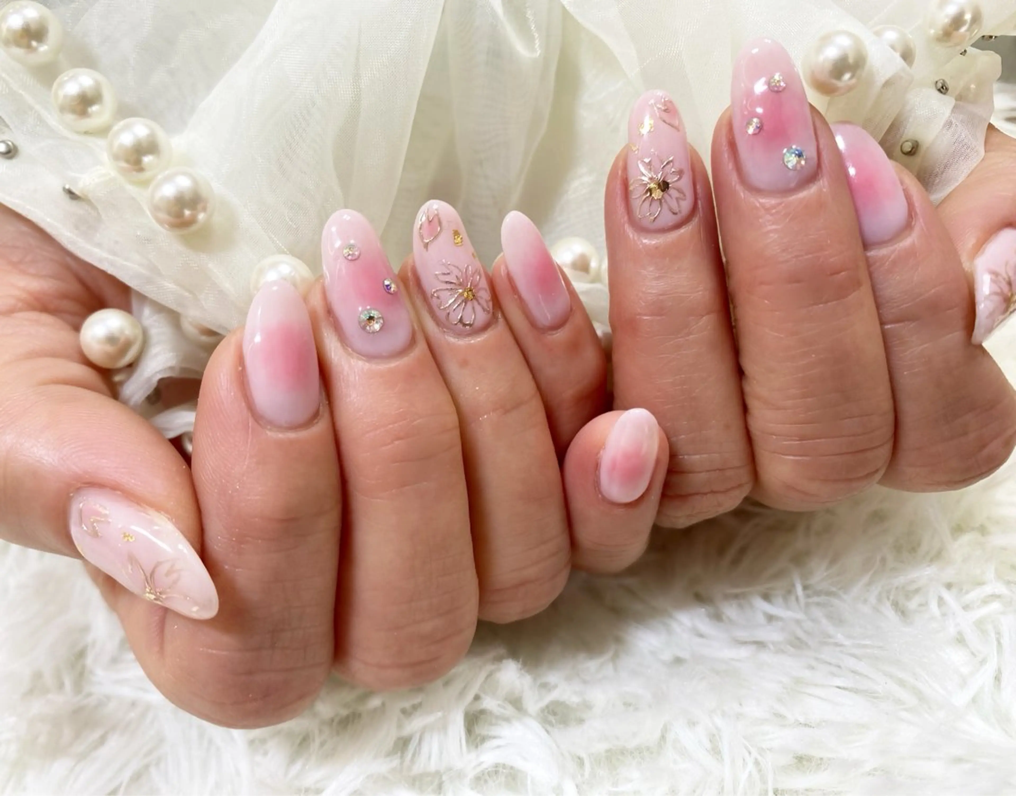 ネイル チークネイル 桜ネイル ハンドネイル ネイルサロン nail_upのネイルデザイン