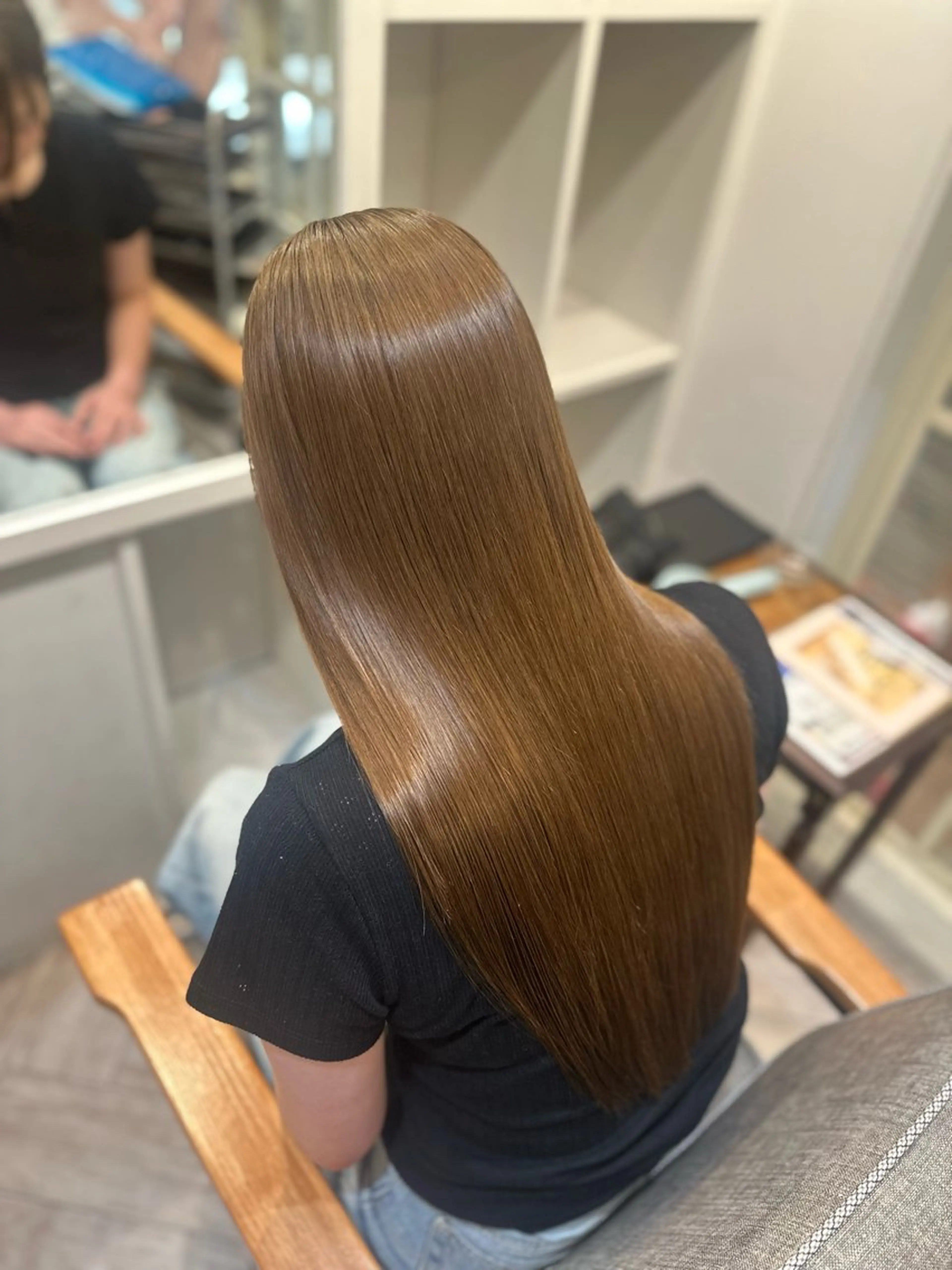 ロング カラー ベージュカラー オリーブベージュ 木下 泰乙のヘアスタイル