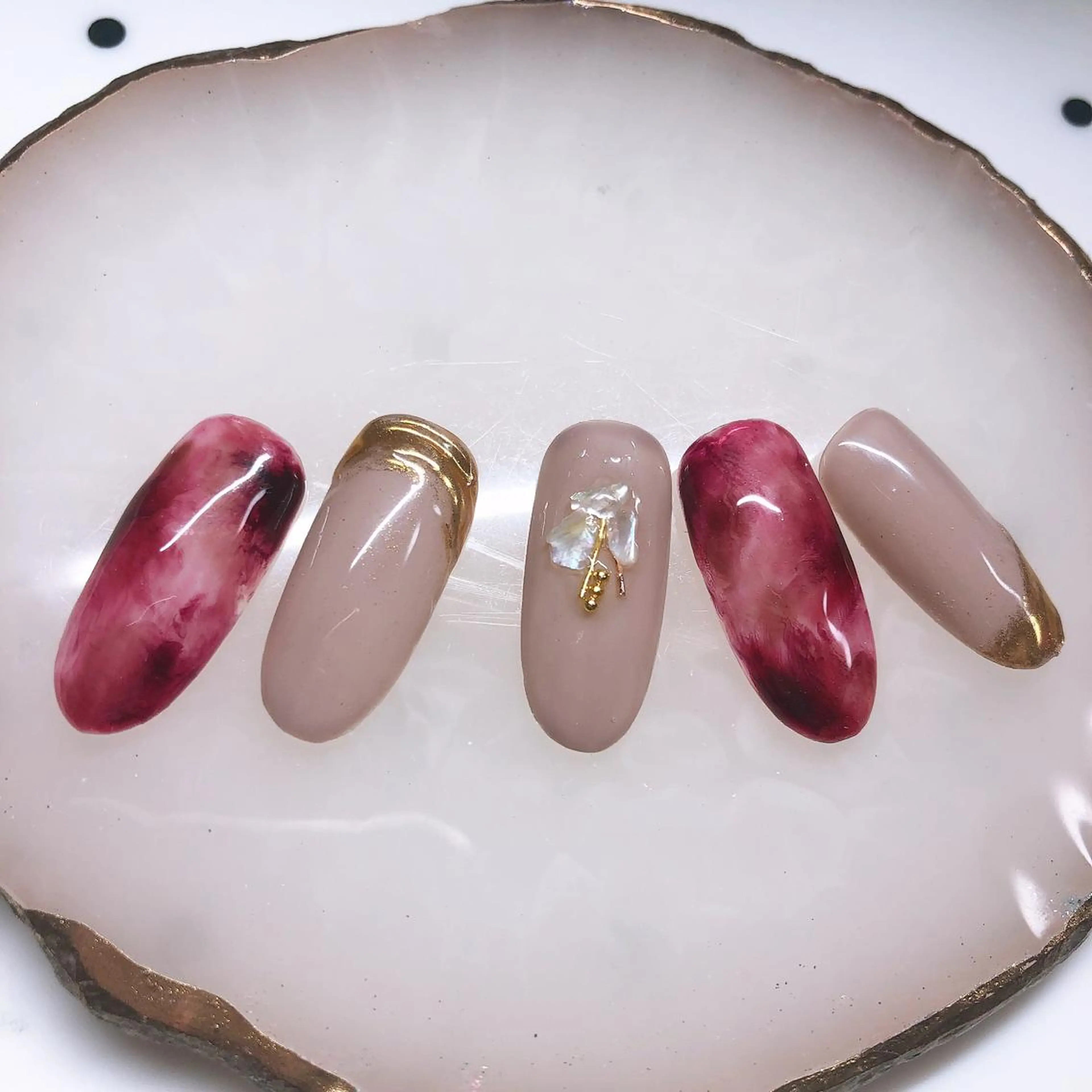 ネイル ボルドー 奥園 良恵のネイルデザイン