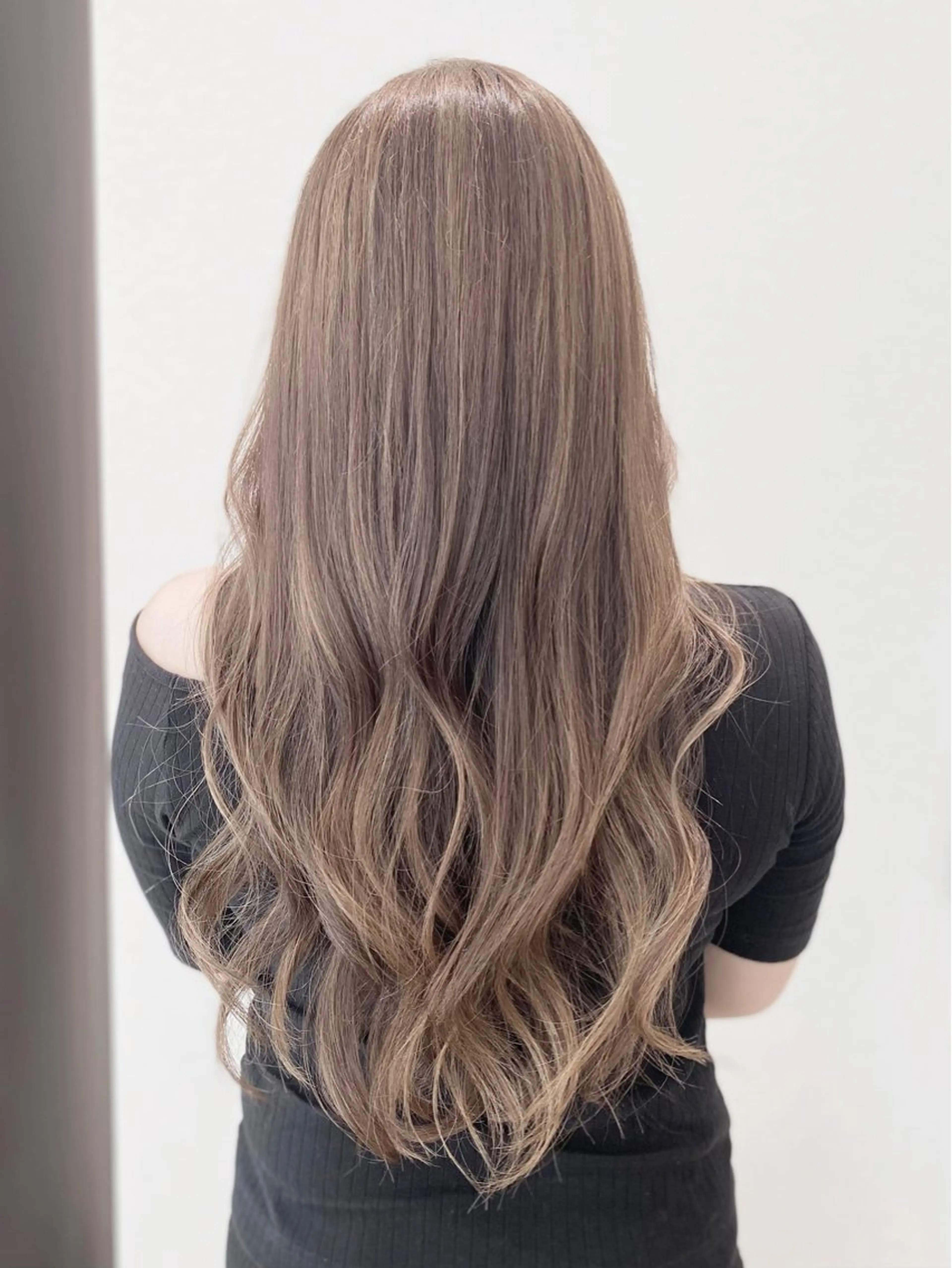 ロング カラー カット ヘアカラー 滝口 瑞季のヘアスタイル