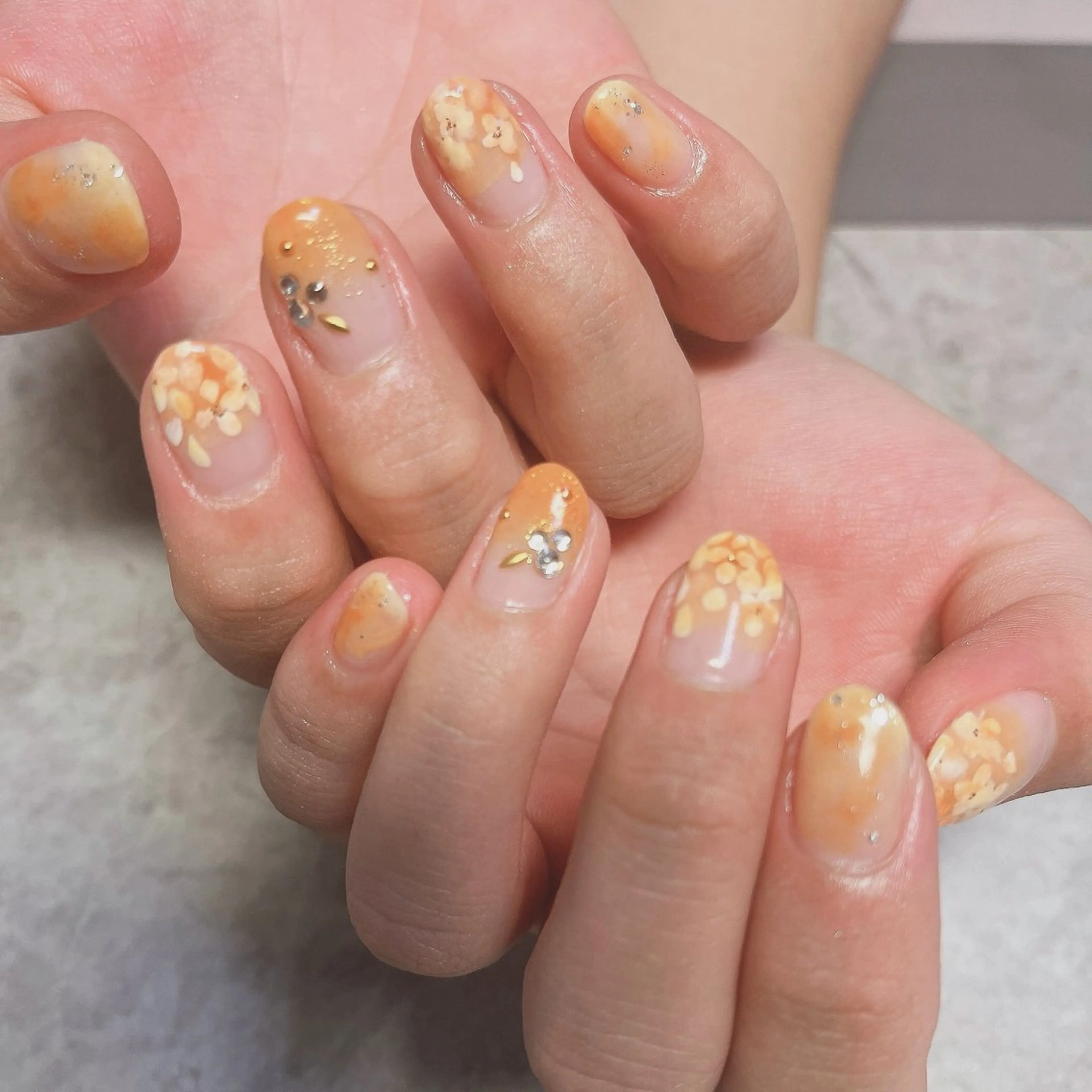 ネイル ハンドネイル ハンドケア Felice所属・ベテランネイル cnc  nailのネイルデザイン