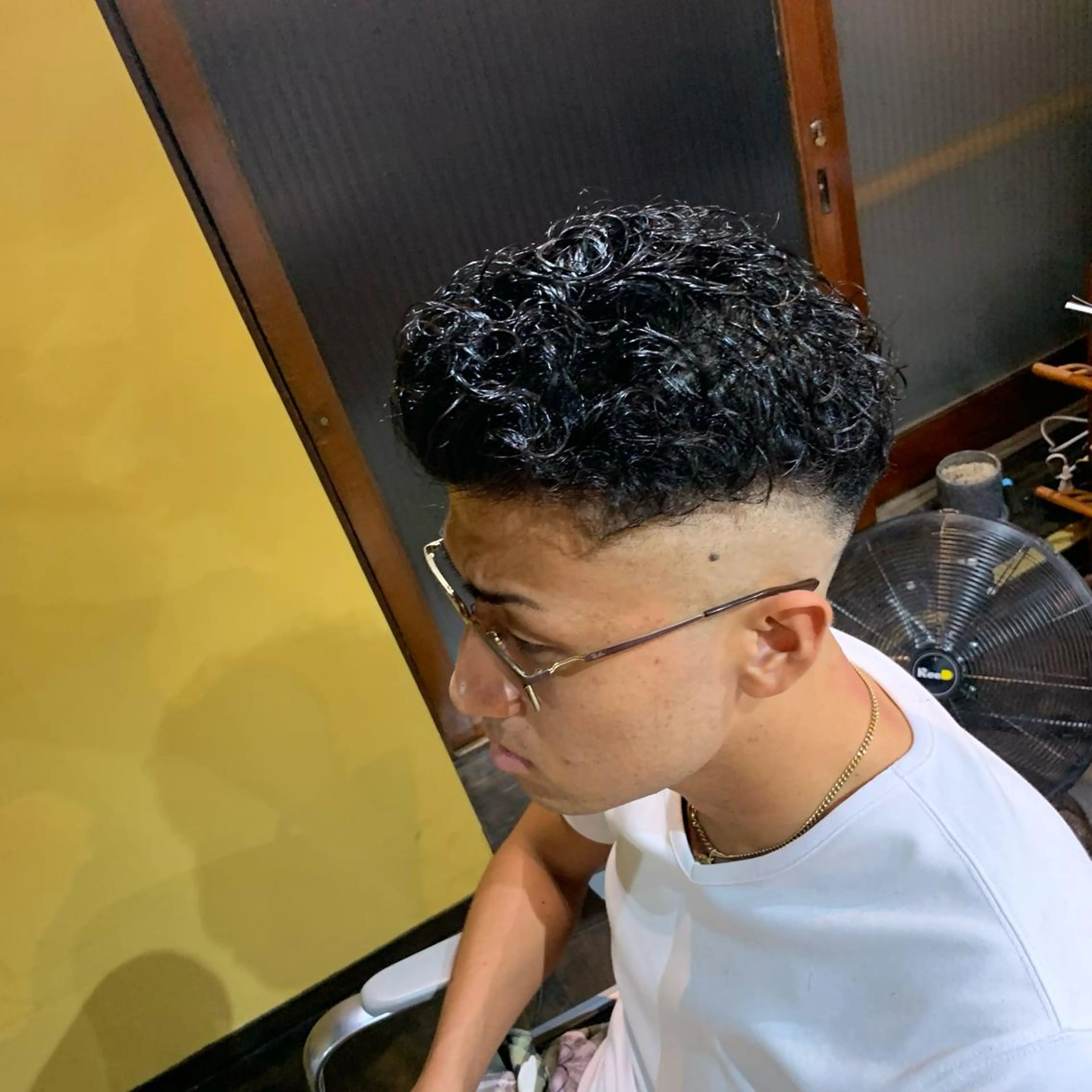 ショート メンズ フェードカット メンズパーマ スキンフェード メンズカット/パーマ 福島区SOSOのヘアスタイル