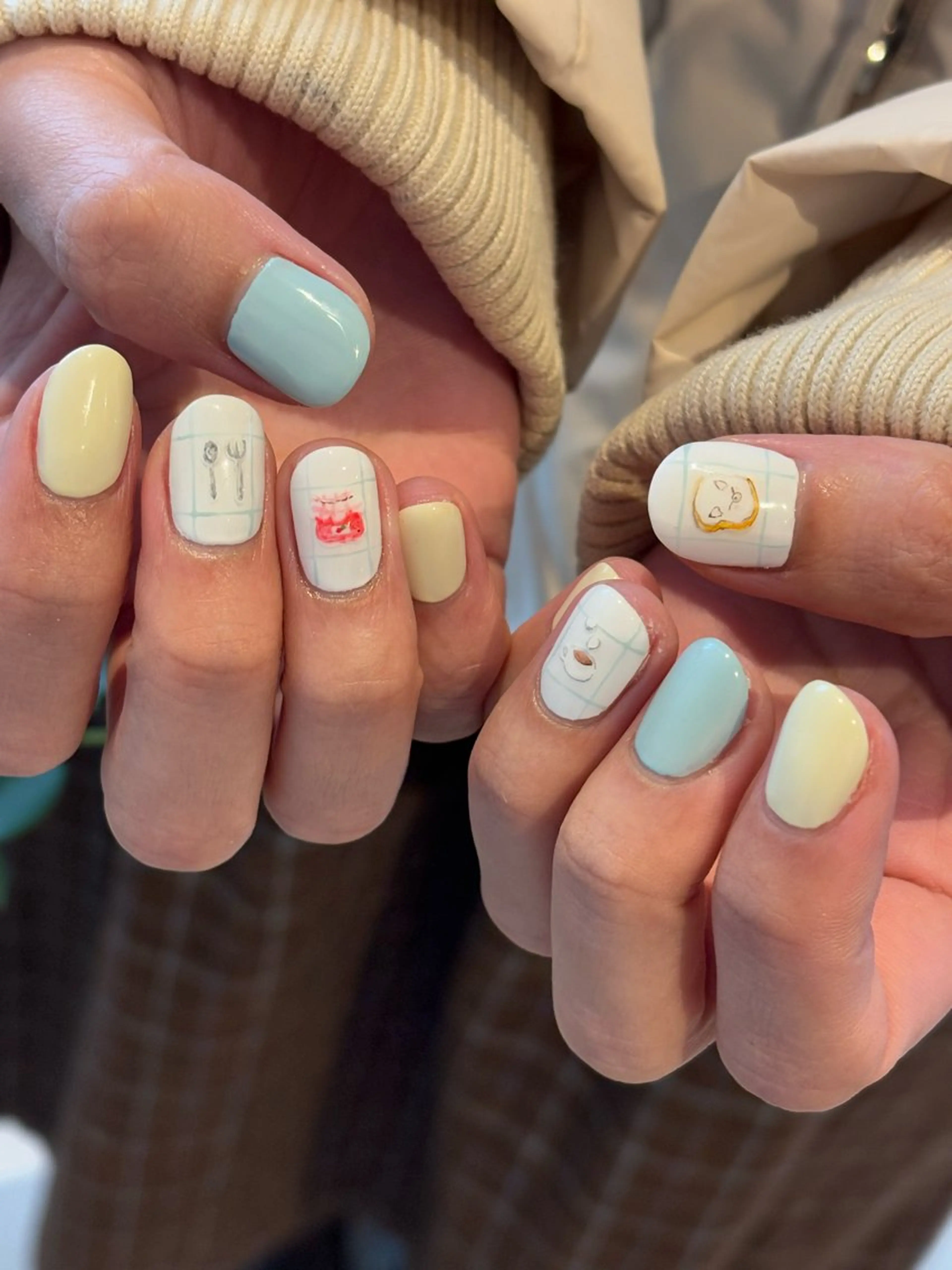 ネイル ハンドネイル FIORITURA Maikoのネイルデザイン