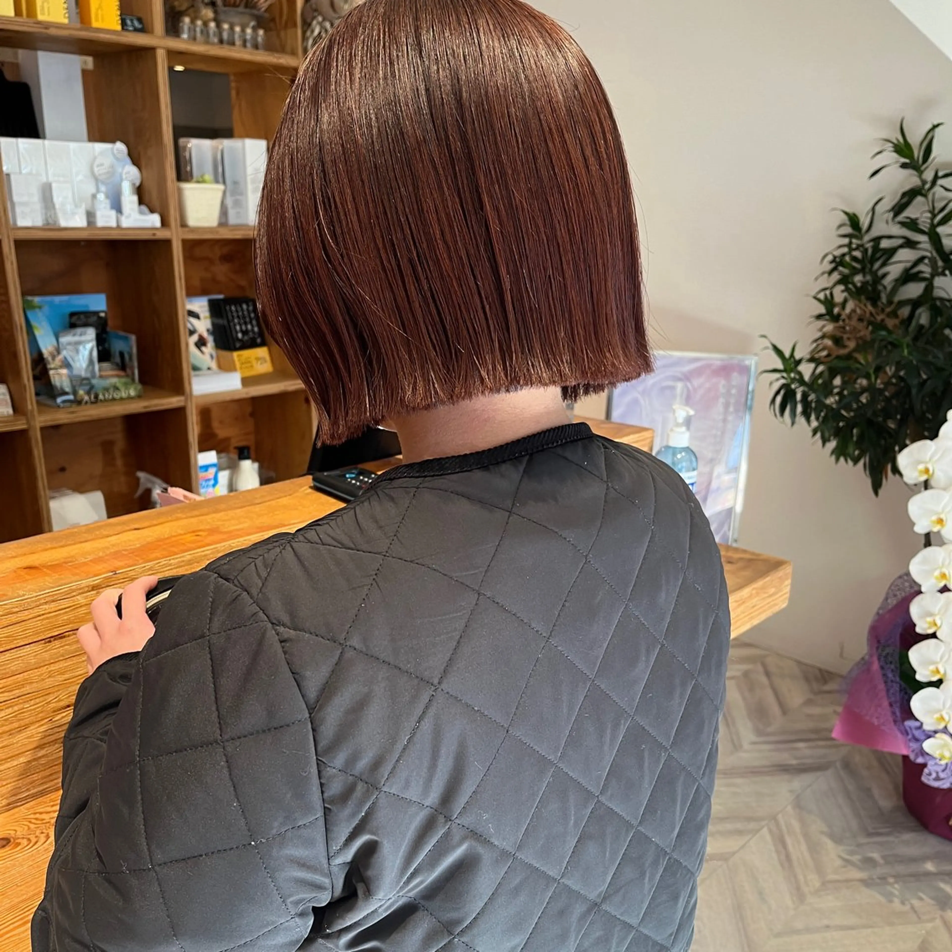 ショート カラー カット ヘアカラー トリートメント ボブ/透明感カラー /坂口恵梨子のヘアスタイル