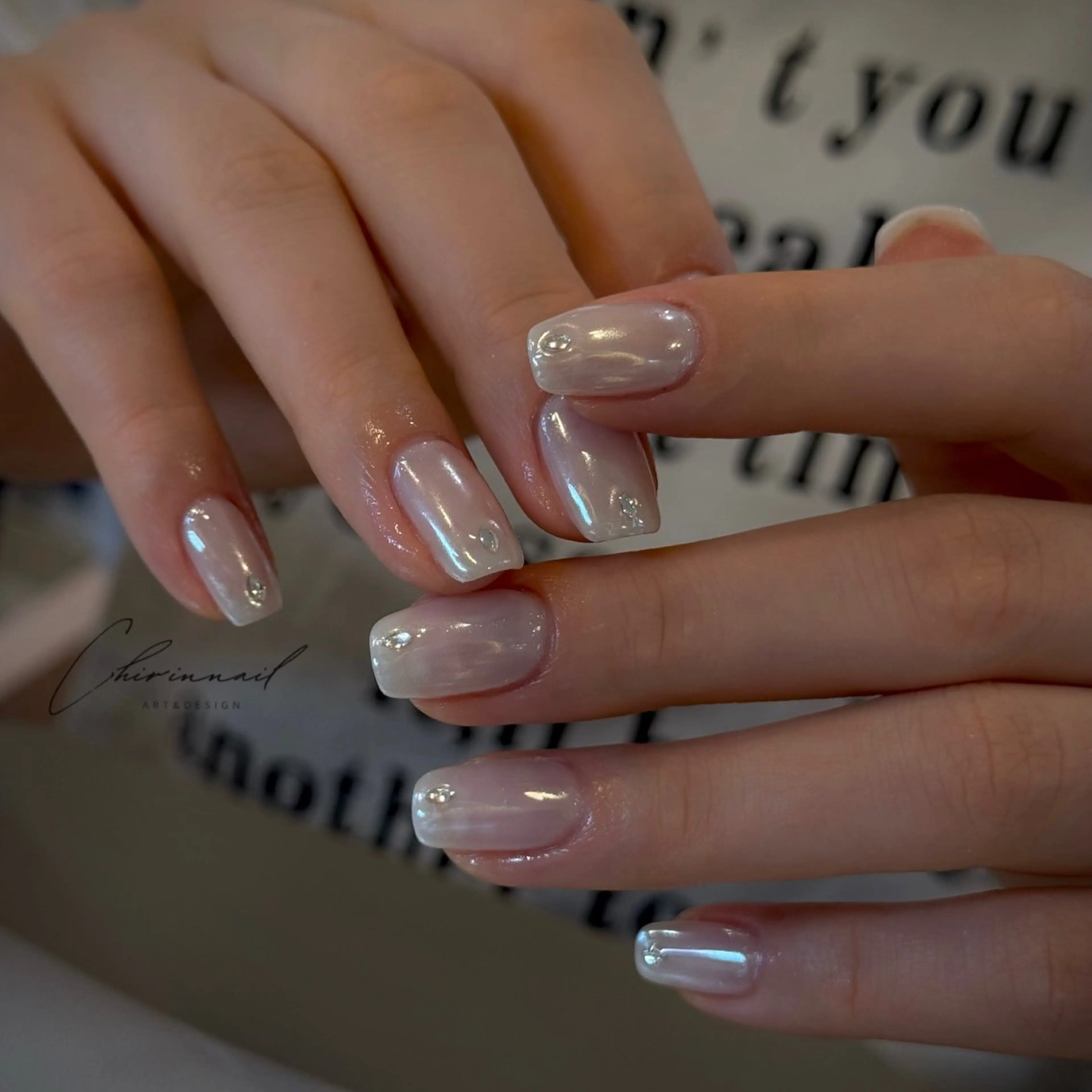 ネイル ミラーネイル シンプルネイル ちりんネイル所属・chirin nailのネイルデザイン