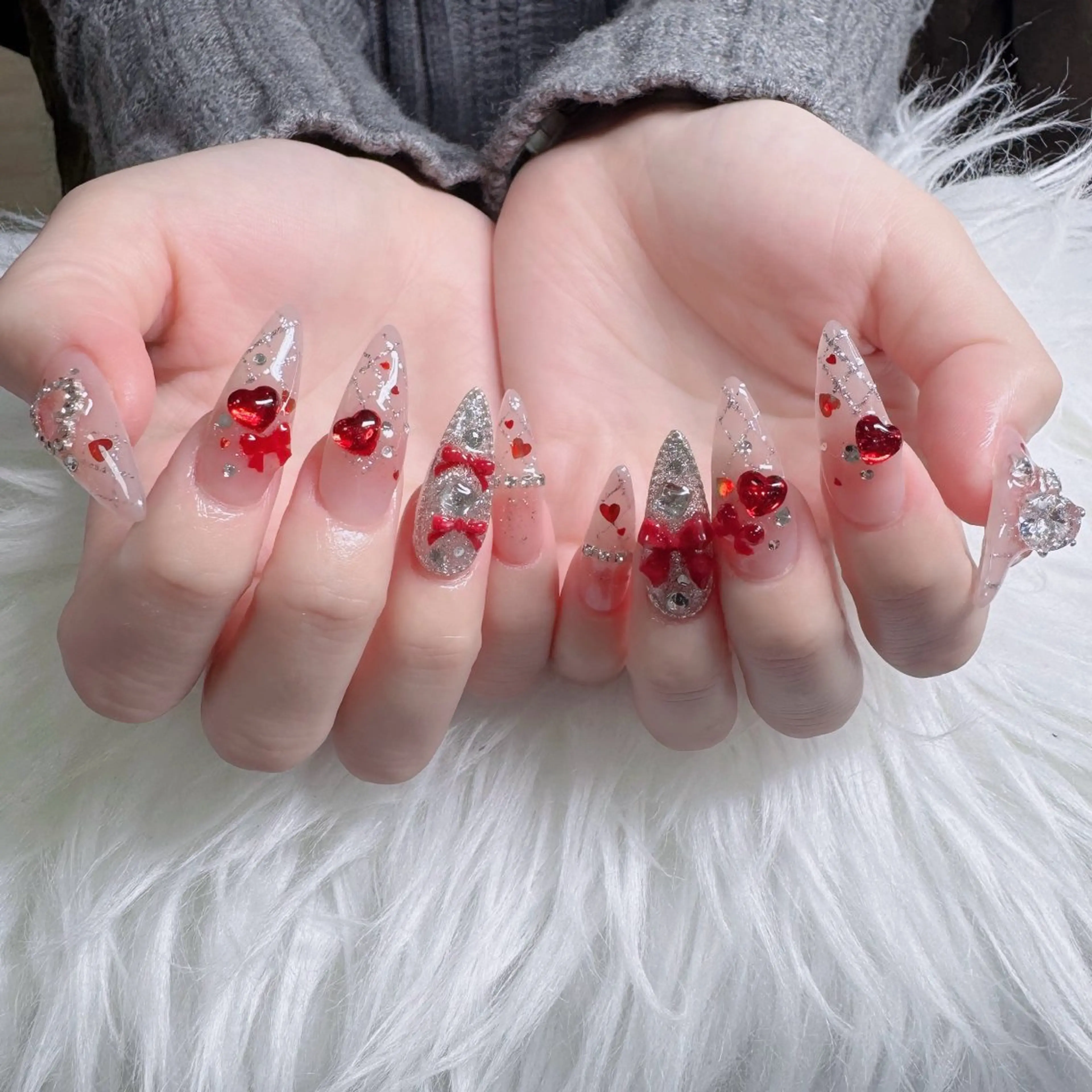 ネイル フレンチネイル ジェルネイル ガラスフレンチ ハロウィン ハート ハンドネイル H.baby Nail Salonのネイルデザイン