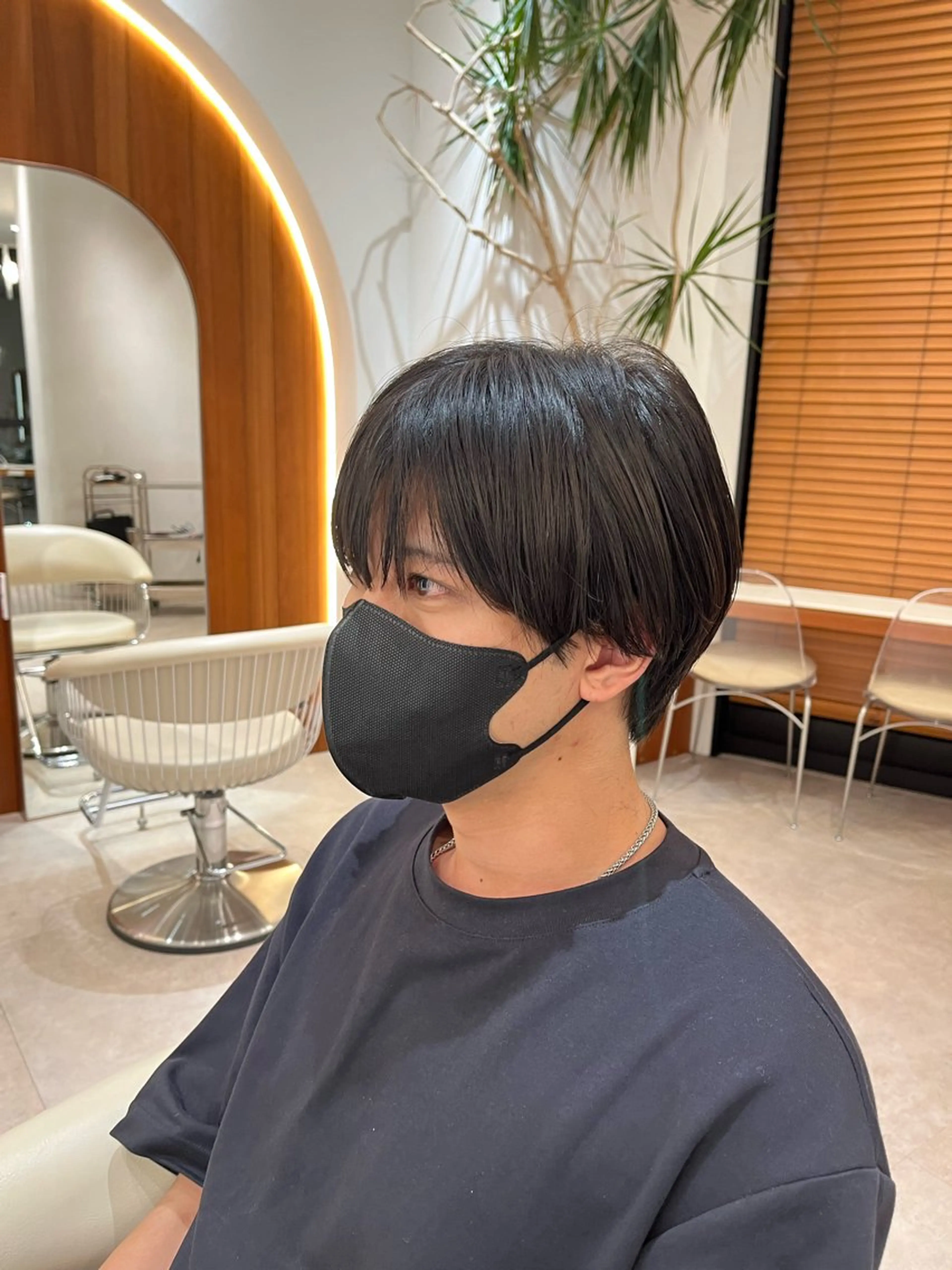 ショート カット 顔周りカット/ 透明感カラー/ユナのヘアスタイル